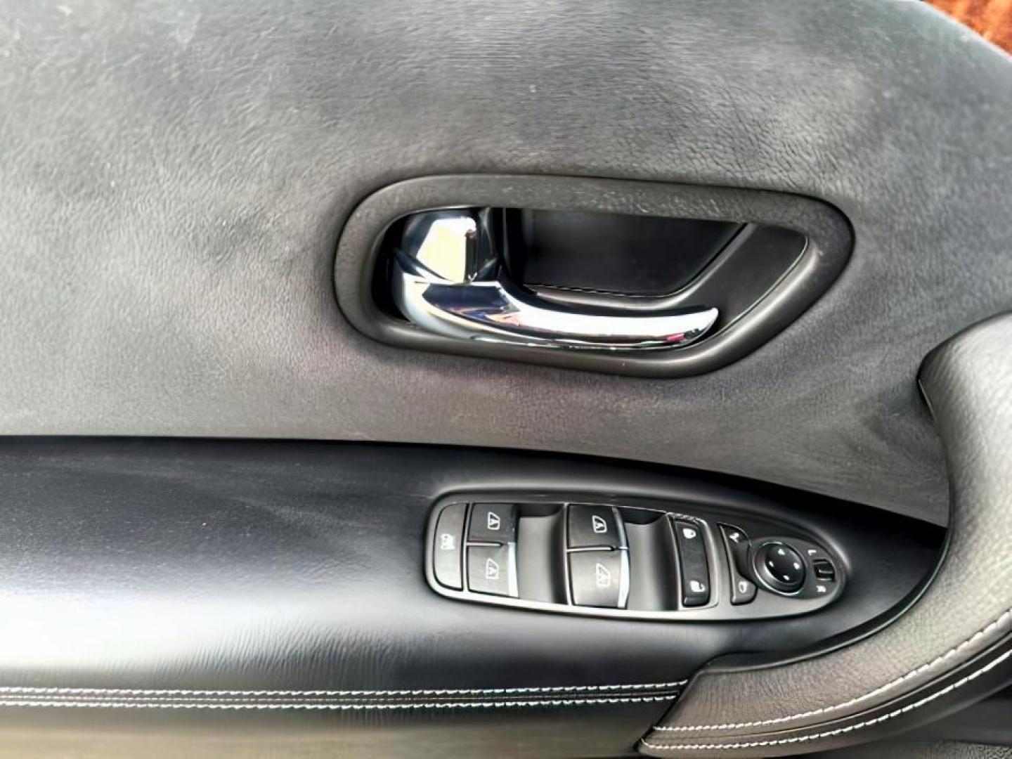 2017 Brilliant Silver /Charcoal Nissan Armada (JN8AY2NC9H9) with an Endurance 56L V-8 gasoline direct injection engine, Automatic transmission, located at 1175 N Woodruff Ave, Idaho Falls, ID, 83401, 43.506901, -111.999657 - At Timberline Auto, finding a great deal on your next vehicle is always easy! Our experienced sales staff's goal is to help find you the right vehicle at the right price! Our knowledgeable finance department has options for almost any credit score. We offer extended service contract options to prote - Photo#21