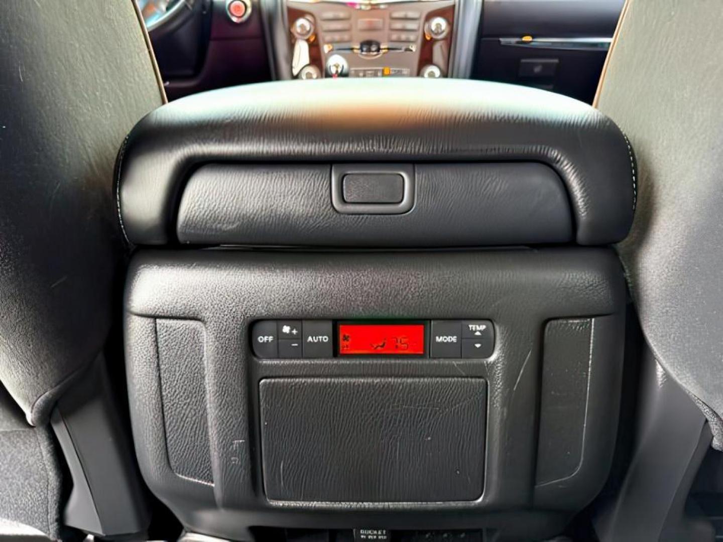 2017 Brilliant Silver /Charcoal Nissan Armada (JN8AY2NC9H9) with an Endurance 56L V-8 gasoline direct injection engine, Automatic transmission, located at 1175 N Woodruff Ave, Idaho Falls, ID, 83401, 43.506901, -111.999657 - At Timberline Auto, finding a great deal on your next vehicle is always easy! Our experienced sales staff's goal is to help find you the right vehicle at the right price! Our knowledgeable finance department has options for almost any credit score. We offer extended service contract options to prote - Photo#23