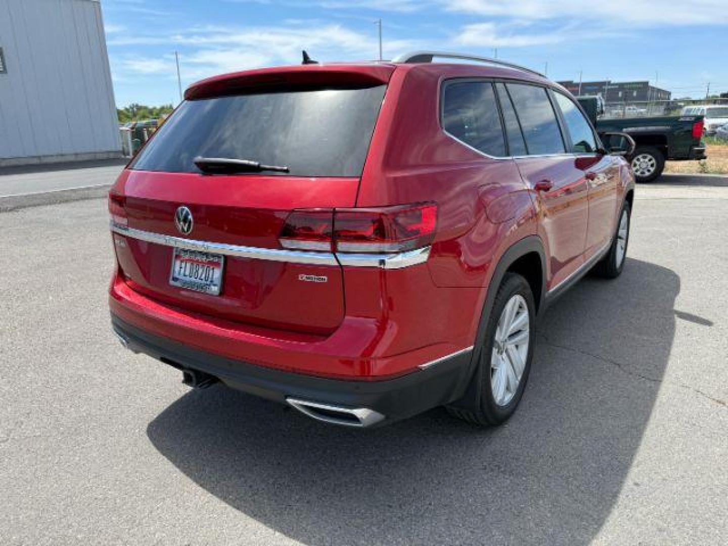 2021 Aurora Red Metallic /Titan Black Volkswagen Atlas (1V2BR2CA0MC) with an 36L V-6 gasoline direct injection engine, Automatic transmission, located at 1175 N Woodruff Ave, Idaho Falls, ID, 83401, 43.506901, -111.999657 - Photo#33