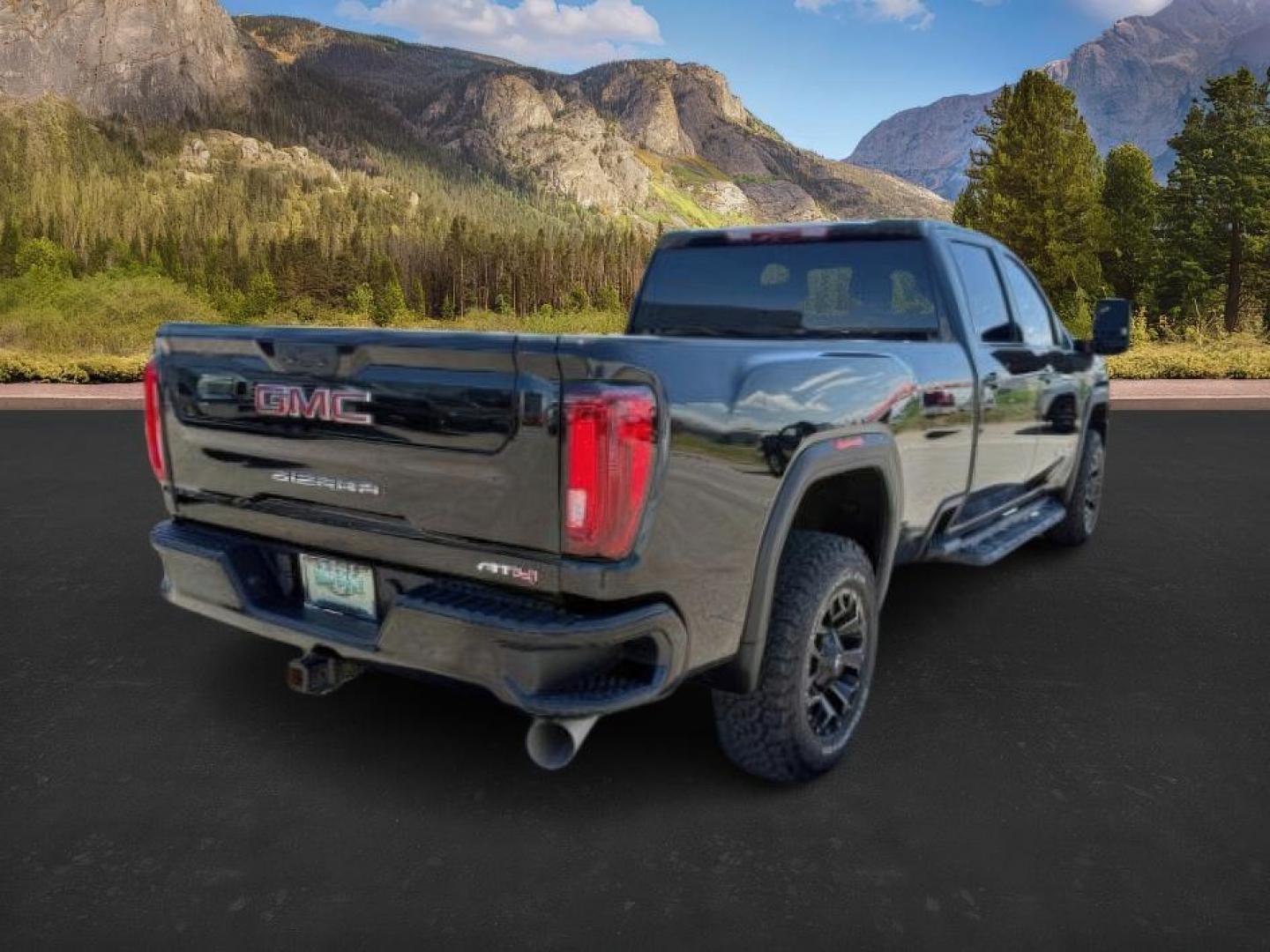 2021 Onyx Black /Jet Black w/Kalahari Accents GMC Sierra 2500HD 4WD Crew Cab Long Bed AT4 (1GT49PEY0MF) with an Duramax 6.6L V-8 diesel direct injection engine, AUTOMATIC transmission, located at 1235 N Woodruff Ave., Idaho Falls, 83401, (208) 523-1053, 43.507172, -112.000488 - At Timberline Auto, finding a great deal on your next vehicle is always easy! Our experienced sales staff's goal is to help find you the right vehicle at the right price! Our knowledgeable finance department has options for almost any credit score. We offer extended service contract options to prote - Photo#7