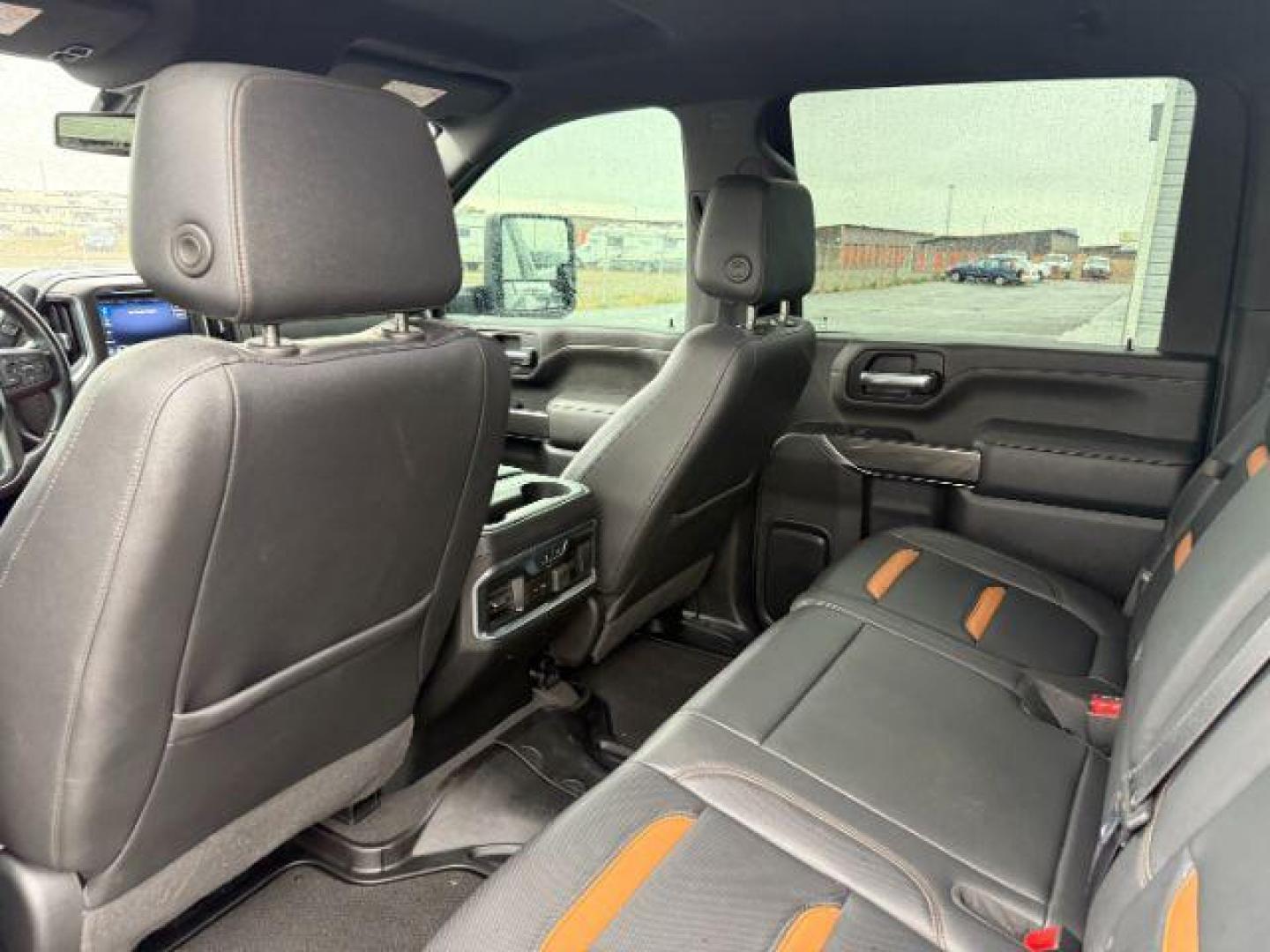 2021 Onyx Black /Jet Black w/Kalahari Accents GMC Sierra 2500HD (1GT49PEY0MF) with an Duramax 66L V-8 diesel direct injection engine, Automatic transmission, located at 1175 N Woodruff Ave, Idaho Falls, ID, 83401, 43.506901, -111.999657 - At Timberline Auto, finding a great deal on your next vehicle is always easy! Our experienced sales staff's goal is to help find you the right vehicle at the right price! Our knowledgeable finance department has options for almost any credit score. We offer extended service contract options to prote - Photo#49