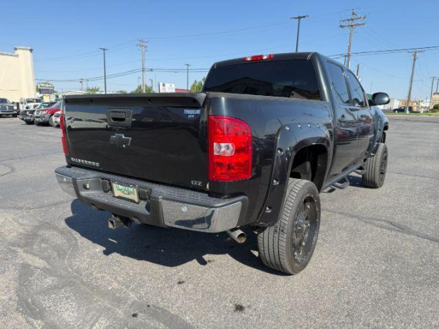 2012 Black /Ebony Chevrolet Silverado 1500 (3GCPKTE70CG) with an Vortec 53L V-8 variable valve control engine, Automatic transmission, located at 1175 N Woodruff Ave, Idaho Falls, ID, 83401, 43.506901, -111.999657 - At Timberline Auto, finding a great deal on your next vehicle is always easy! Our experienced sales staff's goal is to help find you the right vehicle at the right price! Our knowledgeable finance department has options for almost any credit score. We offer extended service contract options to prote - Photo#25