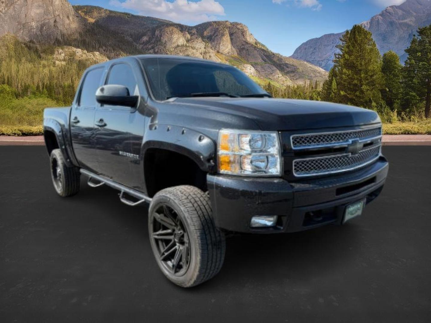 2012 Black /Ebony Chevrolet Silverado 1500 (3GCPKTE70CG) with an Vortec 53L V-8 variable valve control engine, Automatic transmission, located at 1175 N Woodruff Ave, Idaho Falls, ID, 83401, 43.506901, -111.999657 - At Timberline Auto, finding a great deal on your next vehicle is always easy! Our experienced sales staff's goal is to help find you the right vehicle at the right price! Our knowledgeable finance department has options for almost any credit score. We offer extended service contract options to prote - Photo#7