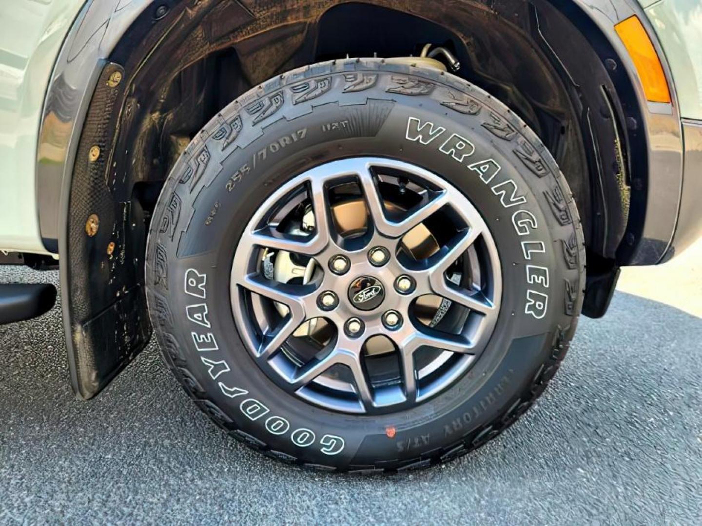 2024 Cactus Grey /Ebony Ford Ranger (1FTER4HH5RL) with an EcoBoost 23L I-4 gasoline direct injection engine, Automatic transmission, located at 1175 N Woodruff Ave, Idaho Falls, ID, 83401, 43.506901, -111.999657 - At Timberline Auto, finding a great deal on your next vehicle is always easy! Our experienced sales staff's goal is to help find you the right vehicle at the right price! Our knowledgeable finance department has options for almost any credit score. We offer extended service contract options to prote - Photo#11