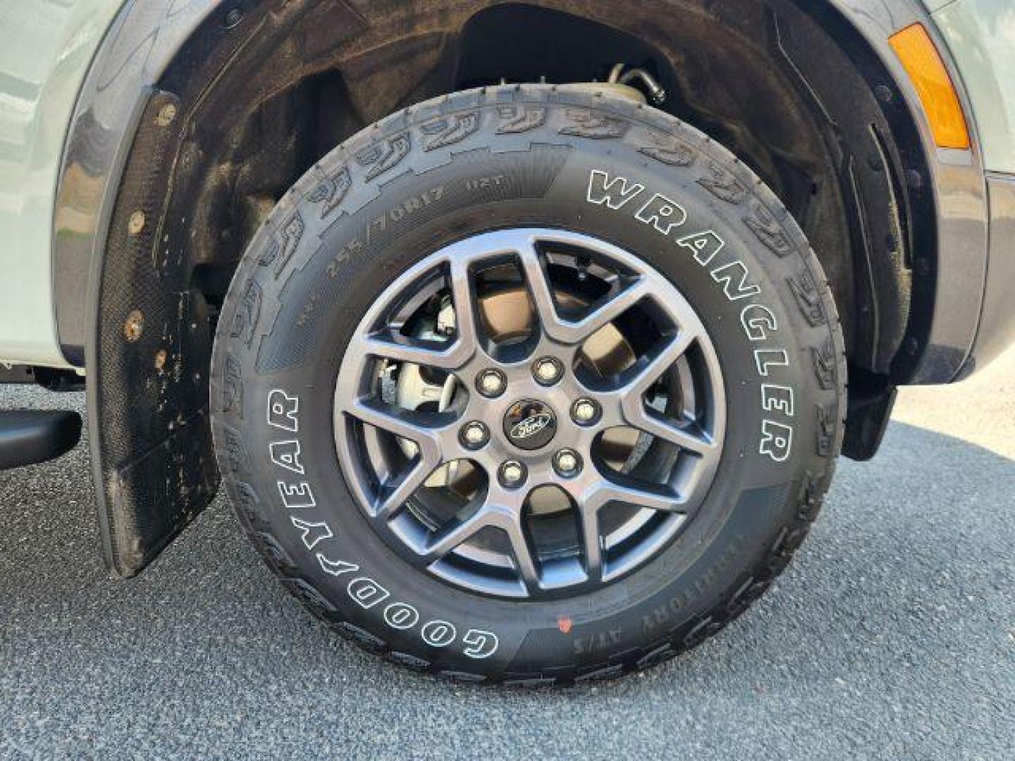 2024 Cactus Grey /Ebony Ford Ranger (1FTER4HH5RL) with an EcoBoost 23L I-4 gasoline direct injection engine, Automatic transmission, located at 1175 N Woodruff Ave, Idaho Falls, ID, 83401, 43.506901, -111.999657 - At Timberline Auto, finding a great deal on your next vehicle is always easy! Our experienced sales staff's goal is to help find you the right vehicle at the right price! Our knowledgeable finance department has options for almost any credit score. We offer extended service contract options to prote - Photo#39