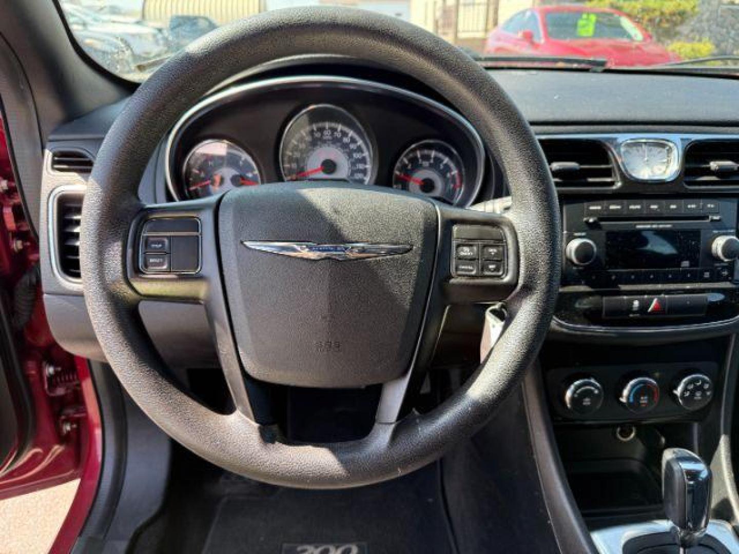 2013 RED /CLOTH Chrysler 200 SE (1C3CCBAB7DN) with an 2.4 engine, AUTOMATIC transmission, located at 1235 N Woodruff Ave., Idaho Falls, 83401, (208) 523-1053, 43.507172, -112.000488 - At Timberline Auto, finding a great deal on your next vehicle is always easy! Our experienced sales staff's goal is to help find you the right vehicle at the right price! Our knowledgeable finance department has options for almost any credit score. We offer extended service contract options to prote - Photo#27