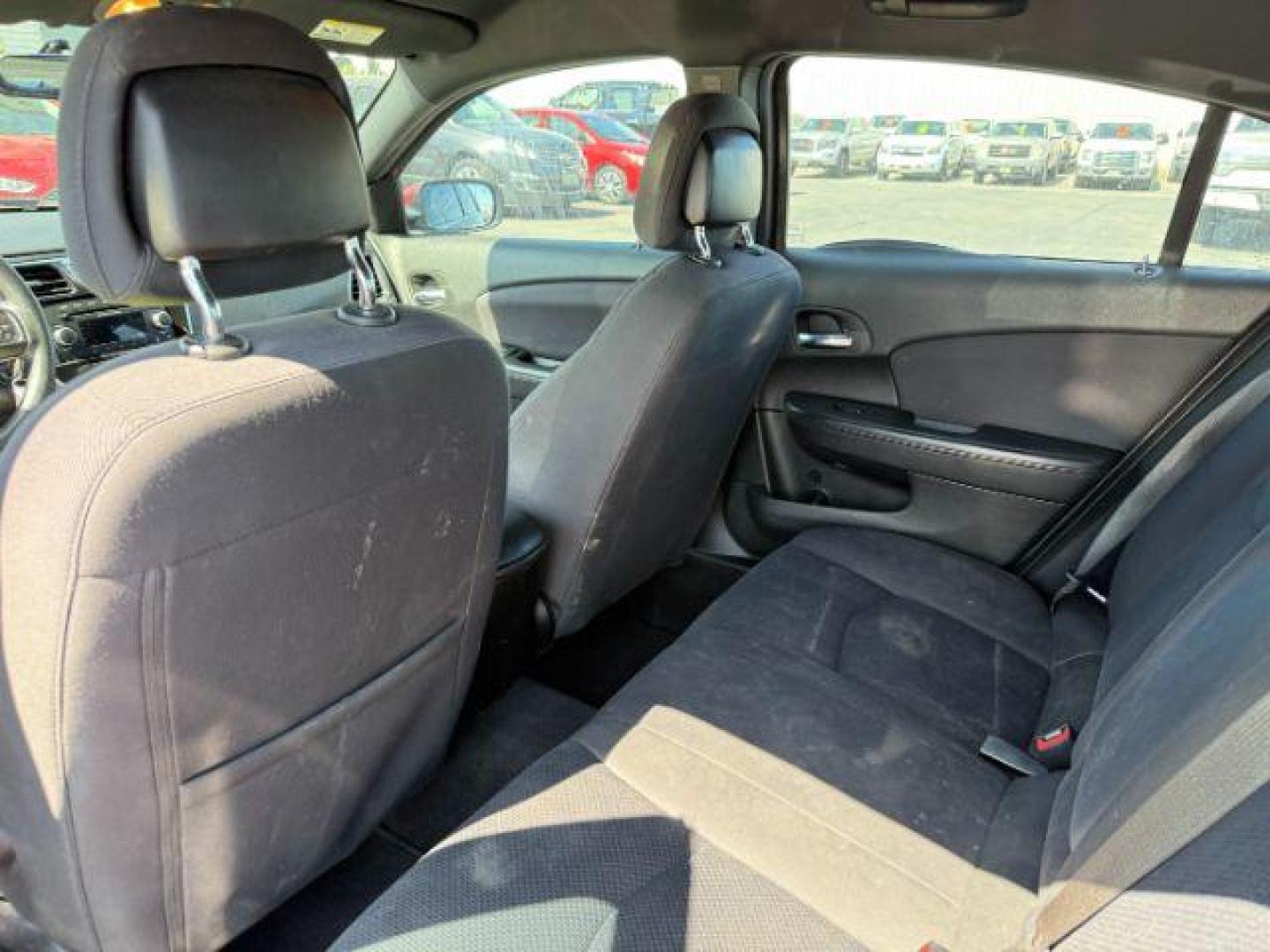 2013 RED /CLOTH Chrysler 200 SE (1C3CCBAB7DN) with an 2.4 engine, AUTOMATIC transmission, located at 1235 N Woodruff Ave., Idaho Falls, 83401, (208) 523-1053, 43.507172, -112.000488 - At Timberline Auto, finding a great deal on your next vehicle is always easy! Our experienced sales staff's goal is to help find you the right vehicle at the right price! Our knowledgeable finance department has options for almost any credit score. We offer extended service contract options to prote - Photo#32