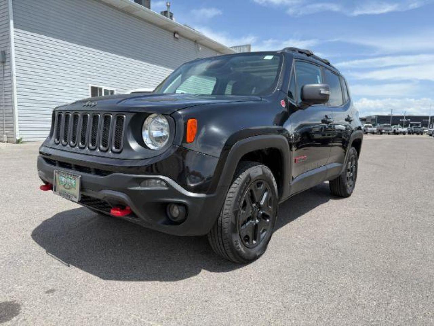 2018 BLACK /CLOTH Jeep Renegade (ZACCJBCB0JJ) with an 24 engine, Automatic transmission, located at 1175 N Woodruff Ave, Idaho Falls, ID, 83401, 43.506901, -111.999657 - At Timberline Auto, finding a great deal on your next vehicle is always easy! Our experienced sales staff's goal is to help find you the right vehicle at the right price! Our knowledgeable finance department has options for almost any credit score. We offer extended service contract options to prote - Photo#22