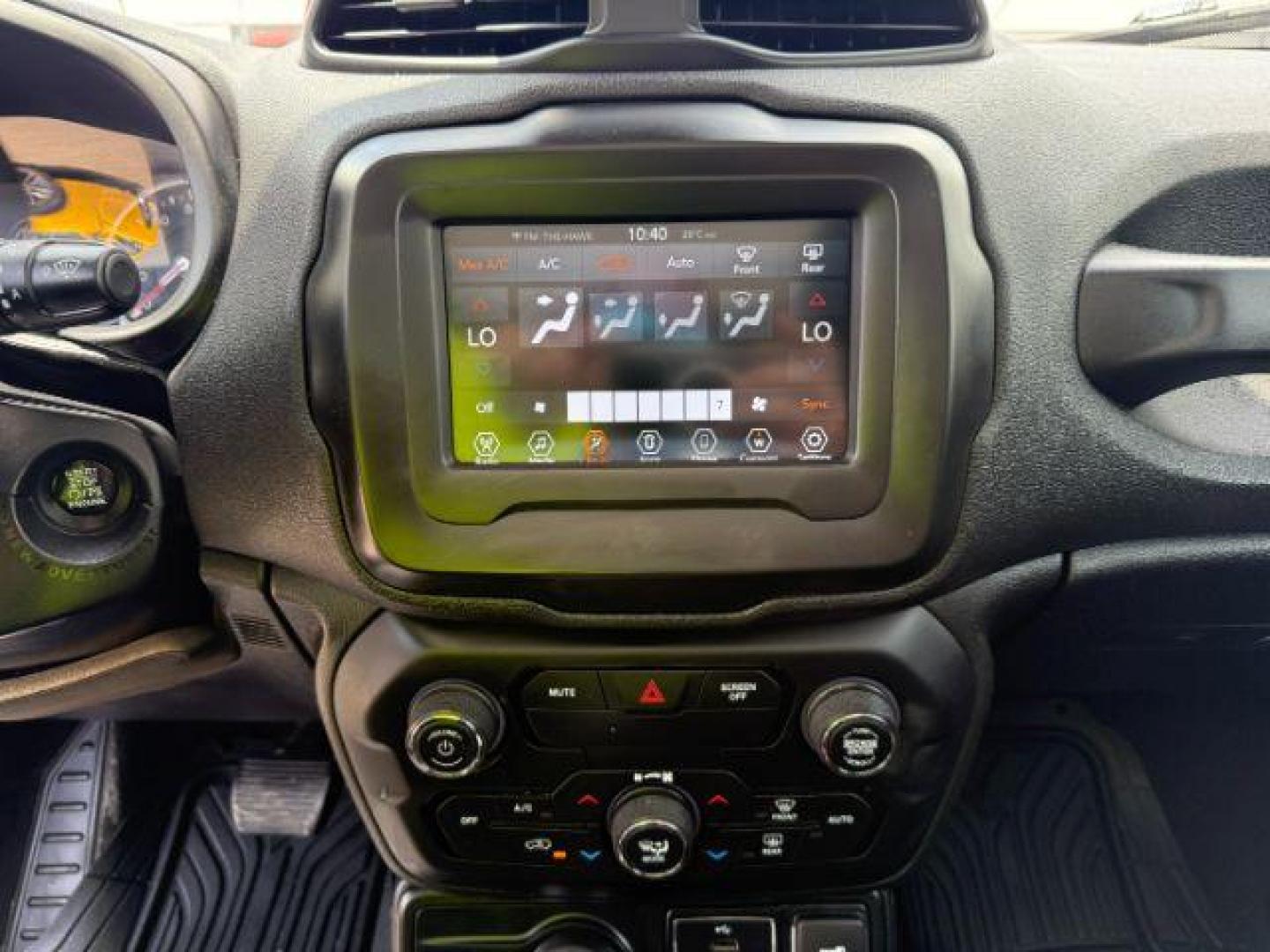 2018 BLACK /CLOTH Jeep Renegade (ZACCJBCB0JJ) with an 24 engine, Automatic transmission, located at 1175 N Woodruff Ave, Idaho Falls, ID, 83401, 43.506901, -111.999657 - At Timberline Auto, finding a great deal on your next vehicle is always easy! Our experienced sales staff's goal is to help find you the right vehicle at the right price! Our knowledgeable finance department has options for almost any credit score. We offer extended service contract options to prote - Photo#35