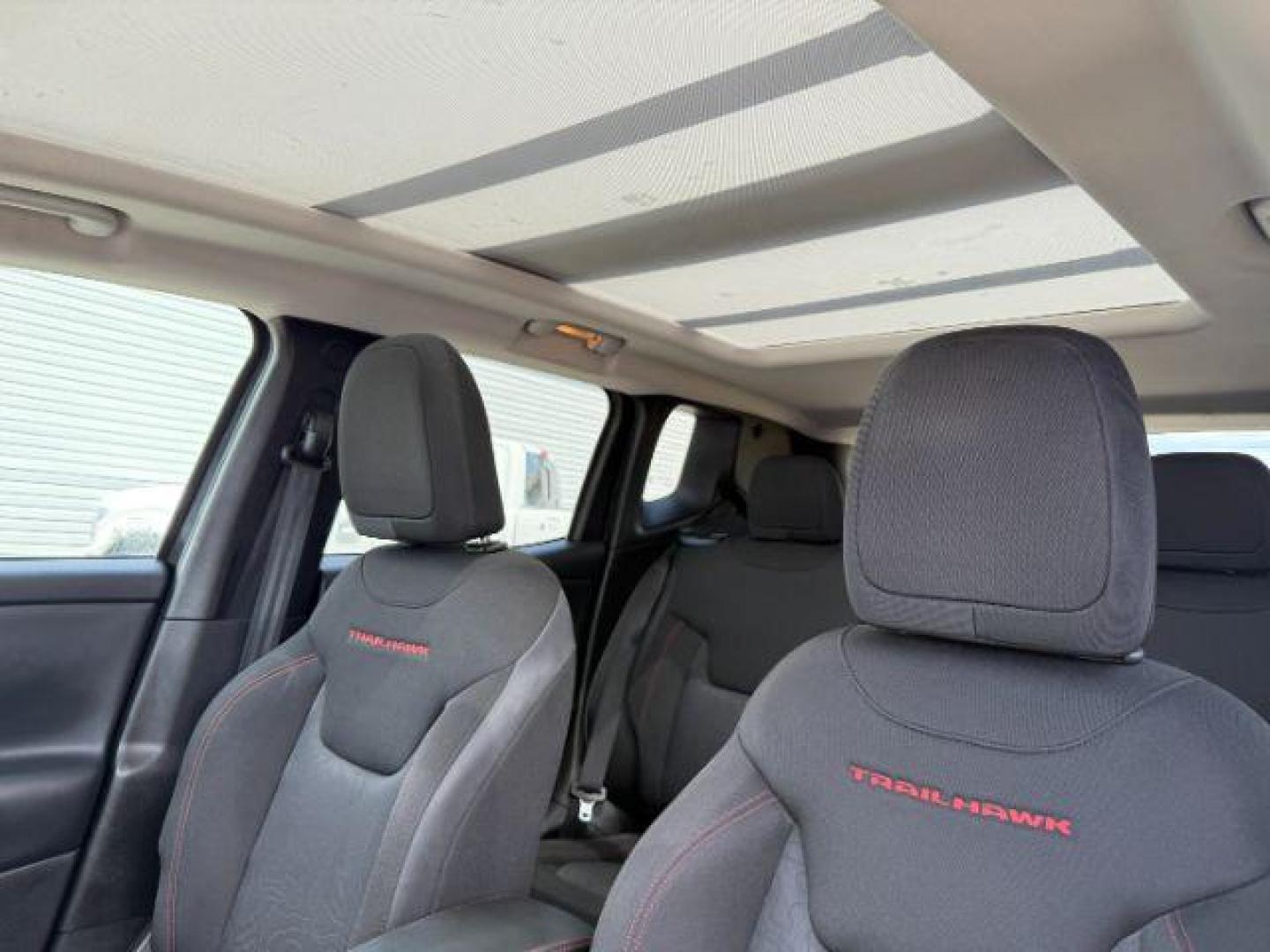 2018 BLACK /CLOTH Jeep Renegade (ZACCJBCB0JJ) with an 24 engine, Automatic transmission, located at 1175 N Woodruff Ave, Idaho Falls, ID, 83401, 43.506901, -111.999657 - At Timberline Auto, finding a great deal on your next vehicle is always easy! Our experienced sales staff's goal is to help find you the right vehicle at the right price! Our knowledgeable finance department has options for almost any credit score. We offer extended service contract options to prote - Photo#39