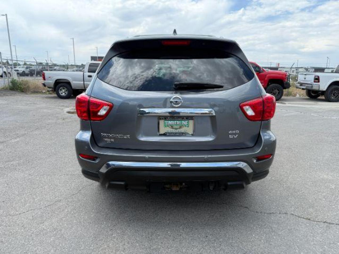 2020 SILVER /Charcoal Nissan Pathfinder (5N1DR2BM6LC) with an 35L V-6 gasoline direct injection engine, Automatic transmission, located at 1175 N Woodruff Ave, Idaho Falls, ID, 83401, 43.506901, -111.999657 - At Timberline Auto, finding a great deal on your next vehicle is always easy! Our experienced sales staff's goal is to help find you the right vehicle at the right price! Our knowledgeable finance department has options for almost any credit score. We offer extended service contract options to prote - Photo#26