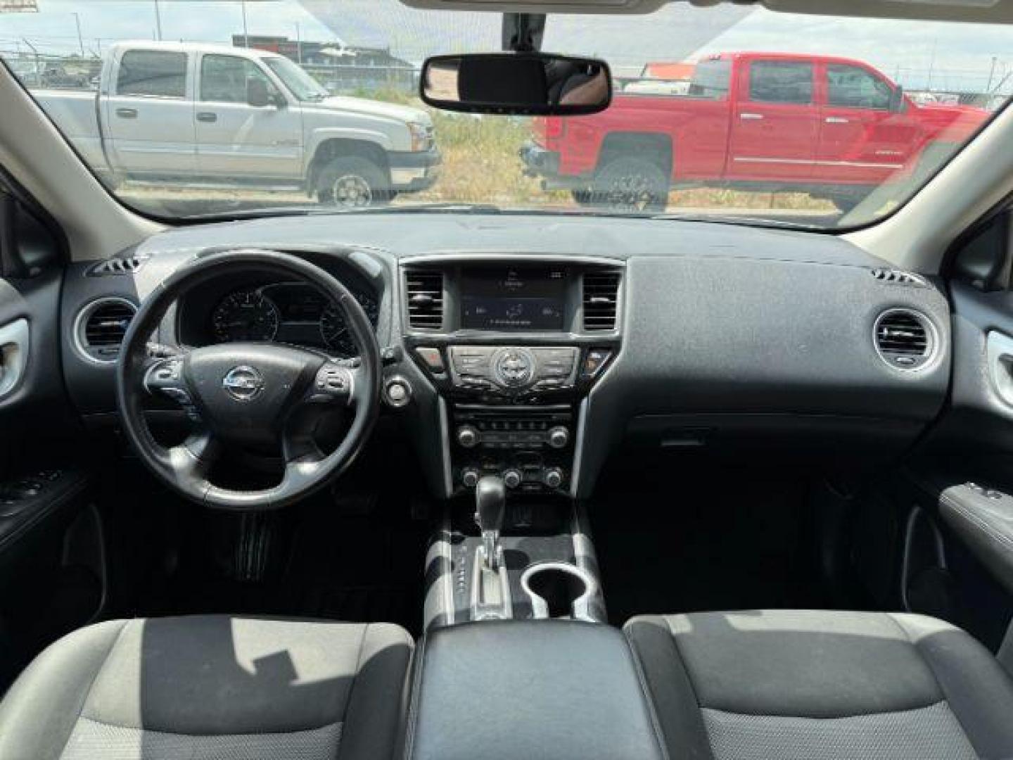 2020 SILVER /Charcoal Nissan Pathfinder (5N1DR2BM6LC) with an 35L V-6 gasoline direct injection engine, Automatic transmission, located at 1175 N Woodruff Ave, Idaho Falls, ID, 83401, 43.506901, -111.999657 - At Timberline Auto, finding a great deal on your next vehicle is always easy! Our experienced sales staff's goal is to help find you the right vehicle at the right price! Our knowledgeable finance department has options for almost any credit score. We offer extended service contract options to prote - Photo#42