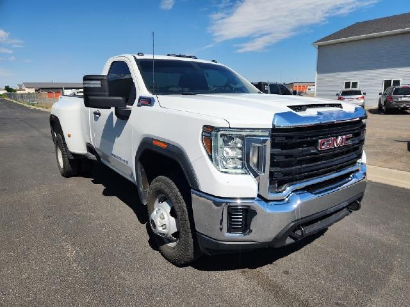 2023 Summit White /Jet Black GMC Sierra 3500HD (1GT39SEY2PF) with an Duramax 66L V-8 diesel direct injection engine, Automatic transmission, located at 1175 N Woodruff Ave, Idaho Falls, ID, 83401, 43.506901, -111.999657 - At Timberline Auto, finding a great deal on your next vehicle is always easy! Our experienced sales staff's goal is to help find you the right vehicle at the right price! Our knowledgeable finance department has options for almost any credit score. We offer extended service contract options to prote - Photo#27