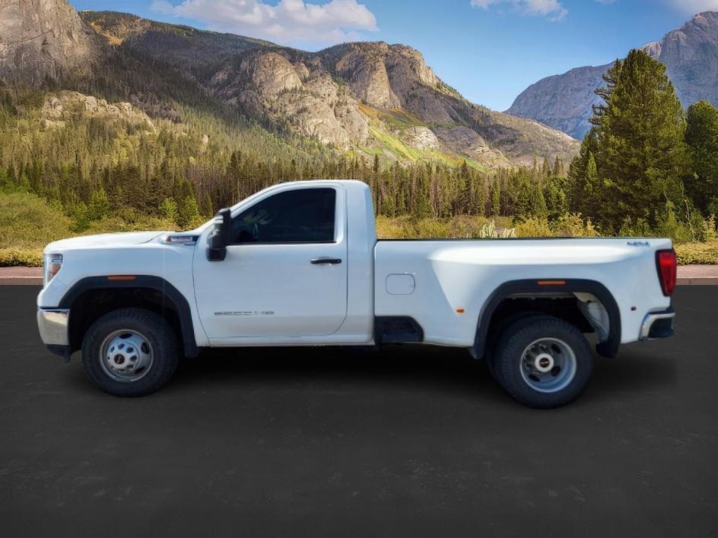 2023 Summit White /Jet Black GMC Sierra 3500HD (1GT39SEY2PF) with an Duramax 66L V-8 diesel direct injection engine, Automatic transmission, located at 1175 N Woodruff Ave, Idaho Falls, ID, 83401, 43.506901, -111.999657 - At Timberline Auto, finding a great deal on your next vehicle is always easy! Our experienced sales staff's goal is to help find you the right vehicle at the right price! Our knowledgeable finance department has options for almost any credit score. We offer extended service contract options to prote - Photo#1