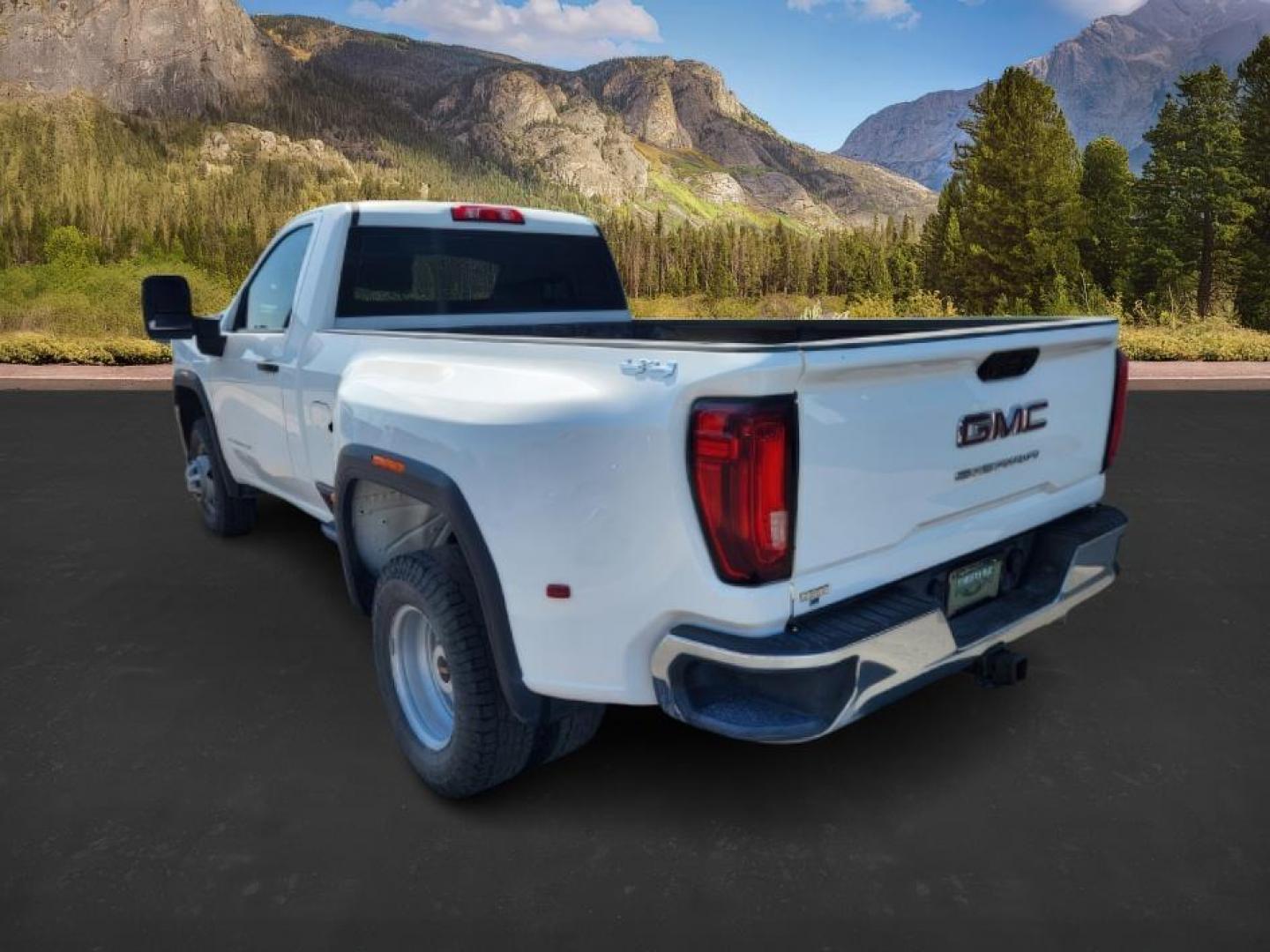2023 Summit White /Jet Black GMC Sierra 3500HD (1GT39SEY2PF) with an Duramax 66L V-8 diesel direct injection engine, Automatic transmission, located at 1175 N Woodruff Ave, Idaho Falls, ID, 83401, 43.506901, -111.999657 - At Timberline Auto, finding a great deal on your next vehicle is always easy! Our experienced sales staff's goal is to help find you the right vehicle at the right price! Our knowledgeable finance department has options for almost any credit score. We offer extended service contract options to prote - Photo#2