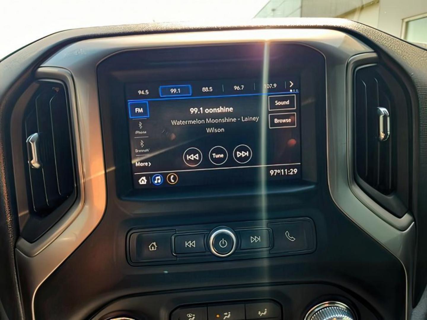 2023 Summit White /Jet Black GMC Sierra 3500HD (1GT39SEY2PF) with an Duramax 66L V-8 diesel direct injection engine, Automatic transmission, located at 1175 N Woodruff Ave, Idaho Falls, ID, 83401, 43.506901, -111.999657 - At Timberline Auto, finding a great deal on your next vehicle is always easy! Our experienced sales staff's goal is to help find you the right vehicle at the right price! Our knowledgeable finance department has options for almost any credit score. We offer extended service contract options to prote - Photo#17