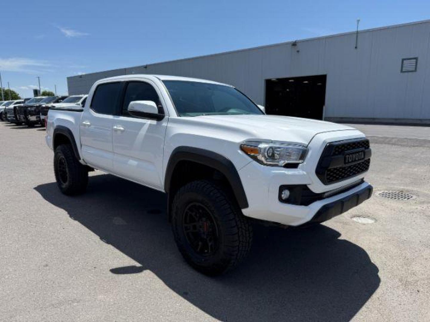 2017 WHITE /CLOTH Toyota Tacoma (3TMCZ5AN1HM) with an 35L V-6 portdirect injection engine, Automatic transmission, located at 1175 N Woodruff Ave, Idaho Falls, ID, 83401, 43.506901, -111.999657 - At Timberline Auto, finding a great deal on your next vehicle is always easy! Our experienced sales staff's goal is to help find you the right vehicle at the right price! Our knowledgeable finance department has options for almost any credit score. We offer extended service contract options to prote - Photo#33
