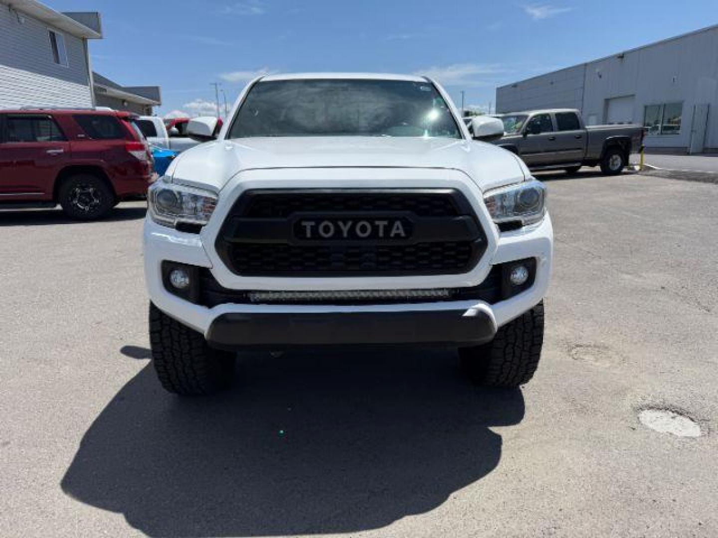 2017 WHITE /CLOTH Toyota Tacoma (3TMCZ5AN1HM) with an 35L V-6 portdirect injection engine, Automatic transmission, located at 1175 N Woodruff Ave, Idaho Falls, ID, 83401, 43.506901, -111.999657 - At Timberline Auto, finding a great deal on your next vehicle is always easy! Our experienced sales staff's goal is to help find you the right vehicle at the right price! Our knowledgeable finance department has options for almost any credit score. We offer extended service contract options to prote - Photo#34