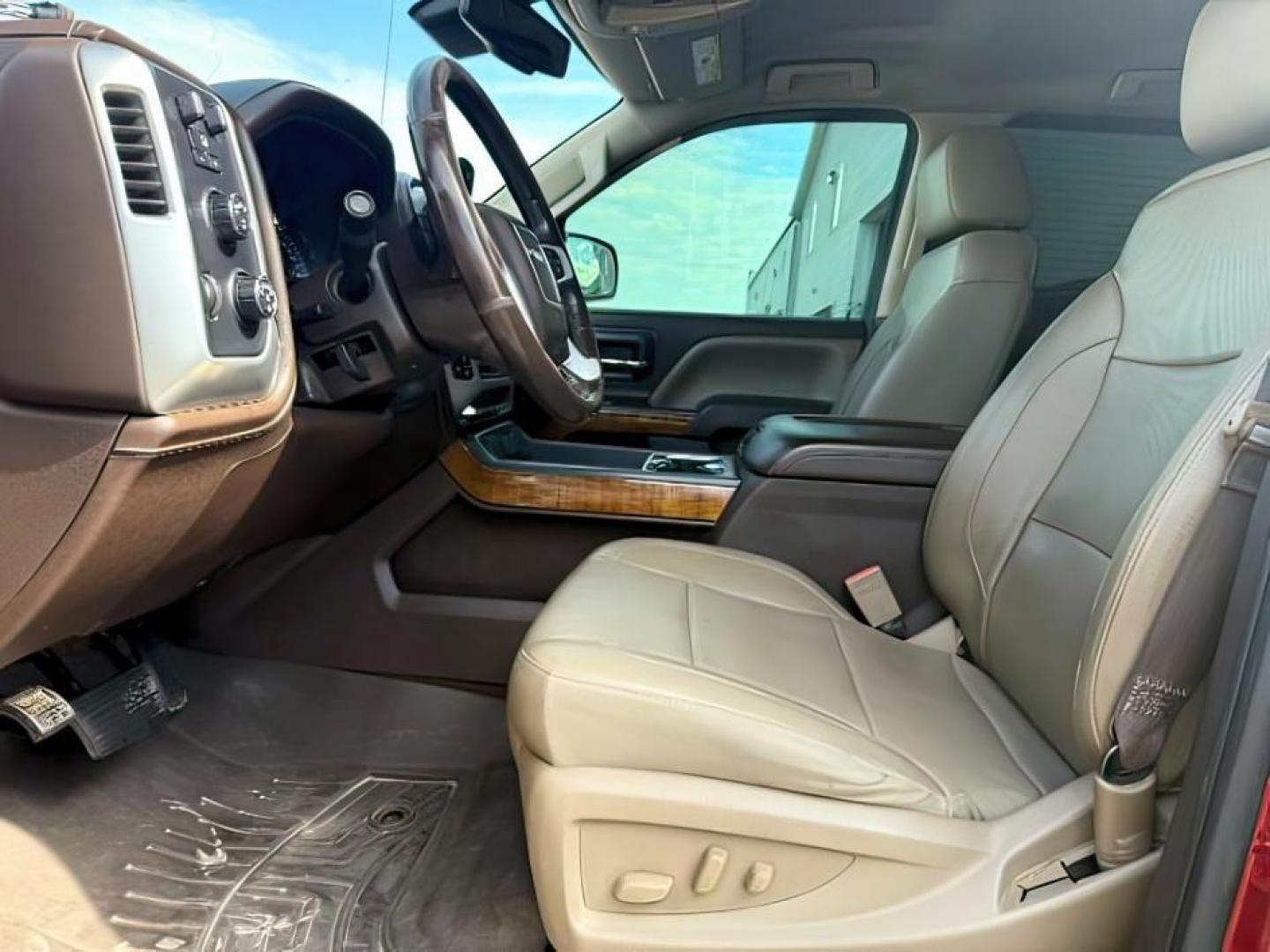 2017 MAROON /Jet Black GMC Sierra 1500 SLT (3GTU2NEC7HG) with an 5.3 VORTEC engine, AUTOMATIC transmission, located at 1235 N Woodruff Ave., Idaho Falls, 83401, (208) 523-1053, 43.507172, -112.000488 - At Timberline Auto, finding a great deal on your next vehicle is always easy! Our experienced sales staff's goal is to help find you the right vehicle at the right price! Our knowledgeable finance department has options for almost any credit score. We offer extended service contract options to prote - Photo#12