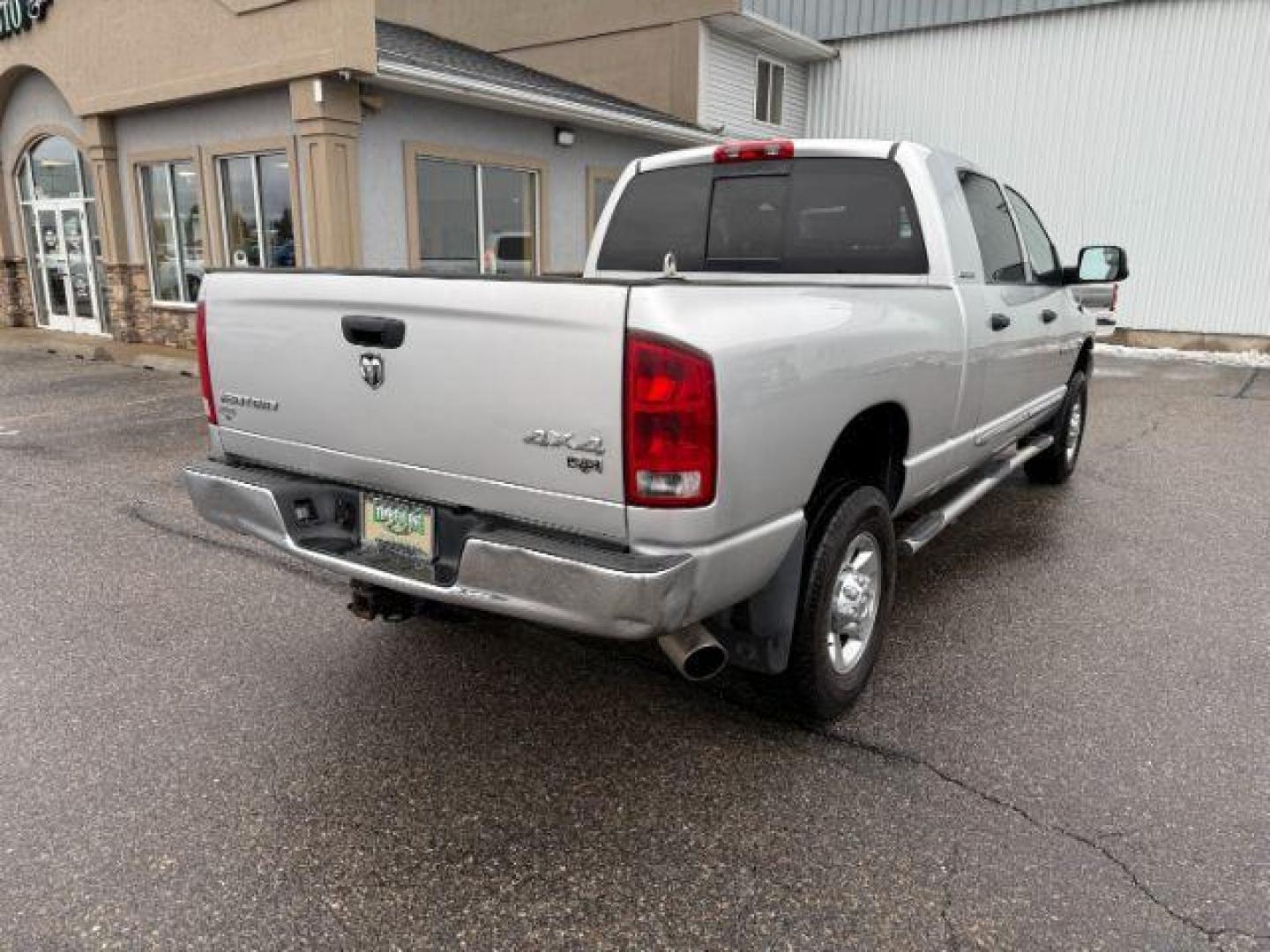 2006 SILVER /Medium Slate Gray Dodge Ram 3500 (3D7LX39C36G) with an Cummins 59L I-6 diesel direct injection engine, Automatic transmission, located at 1175 N Woodruff Ave, Idaho Falls, ID, 83401, 43.506901, -111.999657 - At Timberline Auto, finding a great deal on your next vehicle is always easy! Our experienced sales staff's goal is to help find you the right vehicle at the right price! Our knowledgeable finance department has options for almost any credit score. We offer extended service contract options to prote - Photo#27