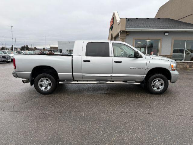 2006 SILVER /Medium Slate Gray Dodge Ram 3500 Laramie (3D7LX39C36G) with an Cummins 5.9L I-6 diesel direct injection engine, AUTOMATIC transmission, located at 1235 N Woodruff Ave., Idaho Falls, 83401, (208) 523-1053, 43.507172, -112.000488 - At Timberline Auto, finding a great deal on your next vehicle is always easy! Our experienced sales staff's goal is to help find you the right vehicle at the right price! Our knowledgeable finance department has options for almost any credit score. We offer extended service contract options to prote - Photo#28
