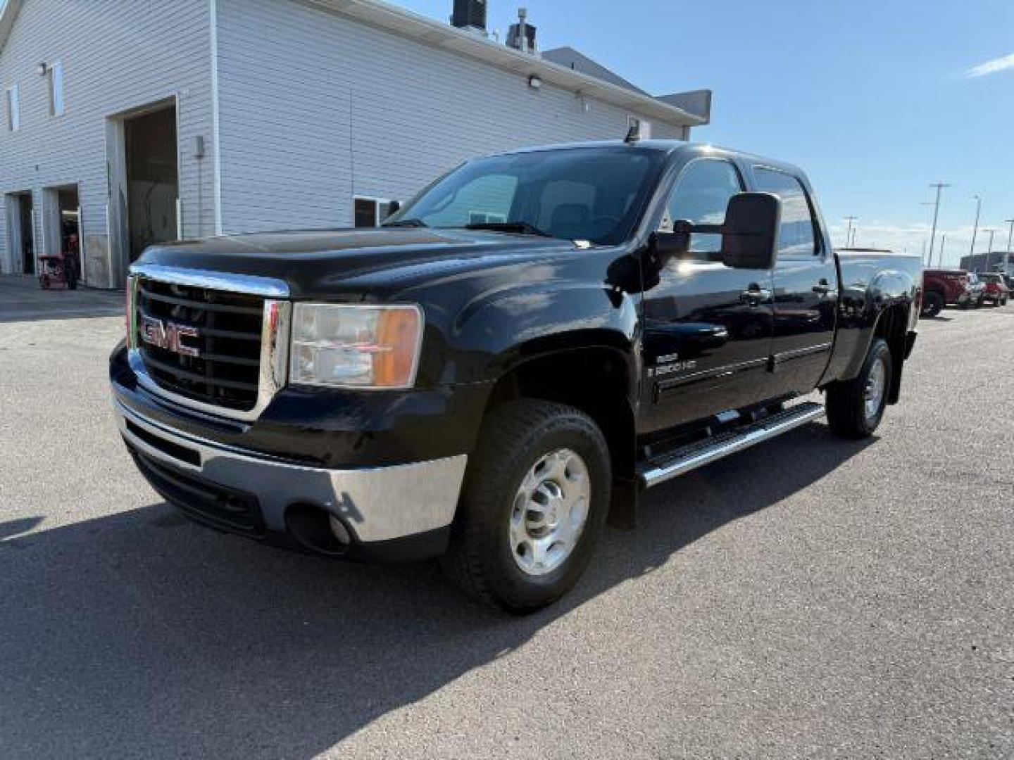 2009 Onyx Black /Ebony GMC Sierra 2500HD SLT (1GTHK43669F) with an 6.6 engine, AUTOMATIC transmission, located at 1235 N Woodruff Ave., Idaho Falls, 83401, (208) 523-1053, 43.507172, -112.000488 - At Timberline Auto, finding a great deal on your next vehicle is always easy! Our experienced sales staff's goal is to help find you the right vehicle at the right price! Our knowledgeable finance department has options for almost any credit score. We offer extended service contract options to prote - Photo#21