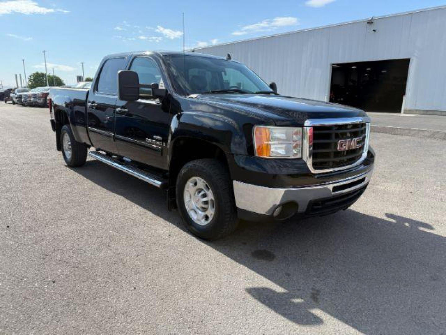 2009 Onyx Black /Ebony GMC Sierra 2500HD SLT (1GTHK43669F) with an 6.6 engine, AUTOMATIC transmission, located at 1235 N Woodruff Ave., Idaho Falls, 83401, (208) 523-1053, 43.507172, -112.000488 - At Timberline Auto, finding a great deal on your next vehicle is always easy! Our experienced sales staff's goal is to help find you the right vehicle at the right price! Our knowledgeable finance department has options for almost any credit score. We offer extended service contract options to prote - Photo#28