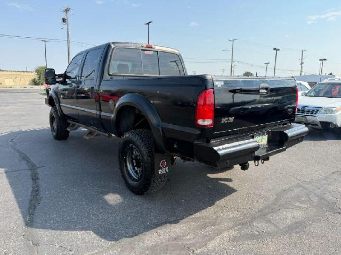 1999 BLACK /LEATHER Ford Super Duty F-250 (1FTNW21F5XE) with an 73L engine, Automatic transmission, located at 1175 N Woodruff Ave, Idaho Falls, ID, 83401, 43.506901, -111.999657 - At Timberline Auto, finding a great deal on your next vehicle is always easy! Our experienced sales staff's goal is to help find you the right vehicle at the right price! Our knowledgeable finance department has options for almost any credit score. We offer extended service contract options to prote - Photo#22