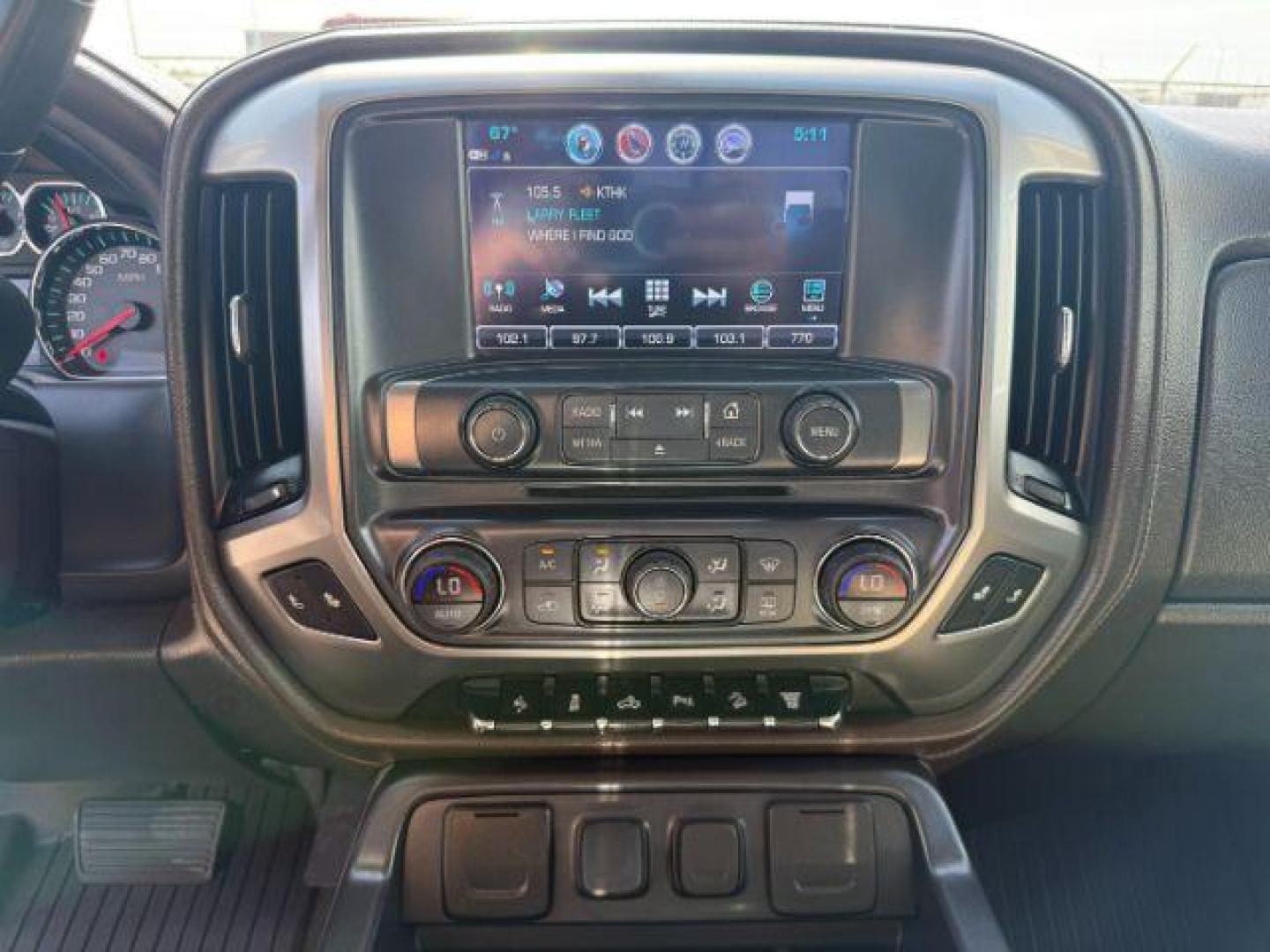 2018 BROWN /Cocoa/Dune Chevrolet Silverado 2500HD (1GC1KWEYXJF) with an 66 engine, Automatic transmission, located at 1175 N Woodruff Ave, Idaho Falls, ID, 83401, 43.506901, -111.999657 - Photo#32