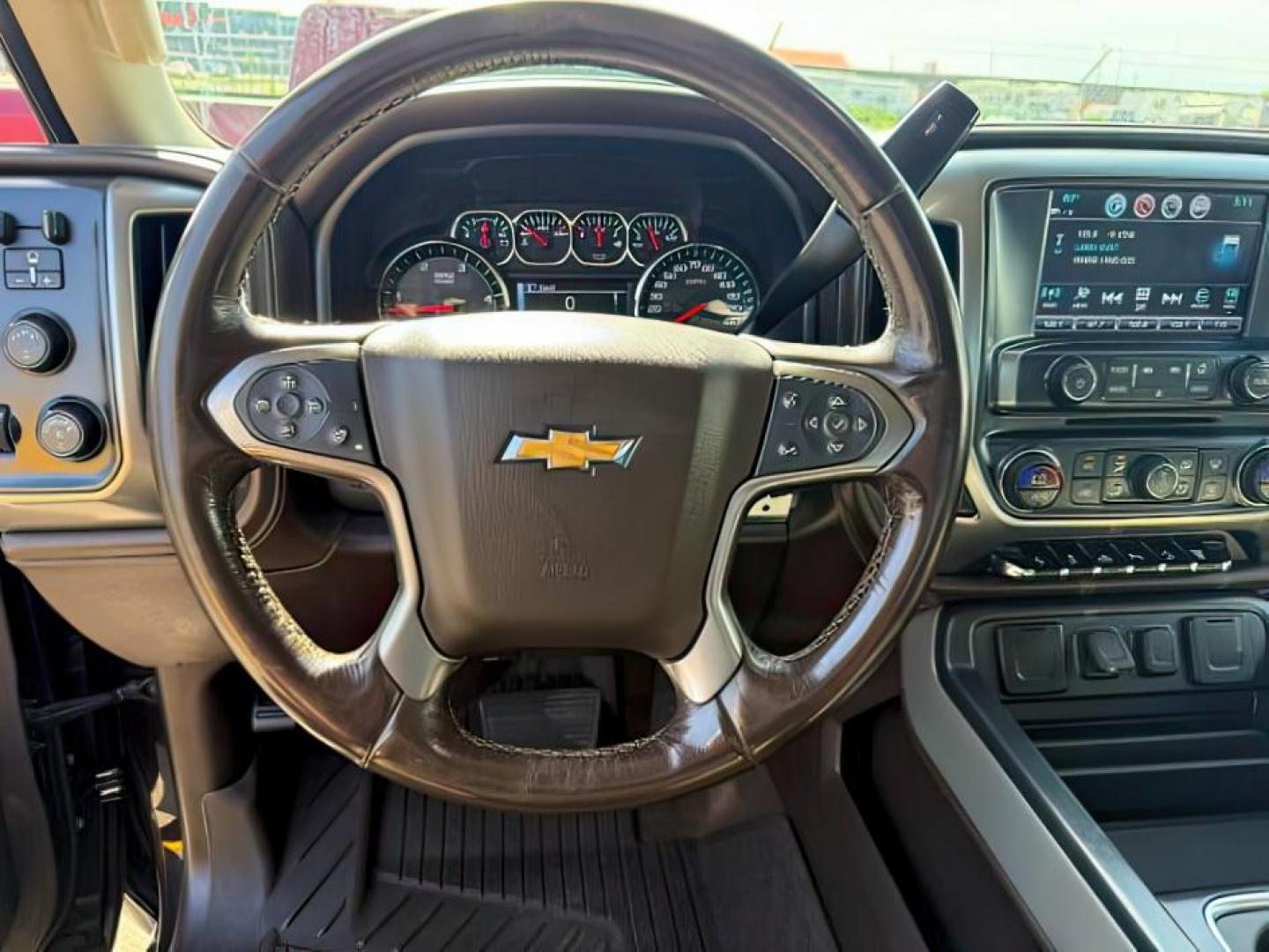 2018 BROWN /Cocoa/Dune Chevrolet Silverado 2500HD (1GC1KWEYXJF) with an 66 engine, Automatic transmission, located at 1175 N Woodruff Ave, Idaho Falls, ID, 83401, 43.506901, -111.999657 - Photo#11
