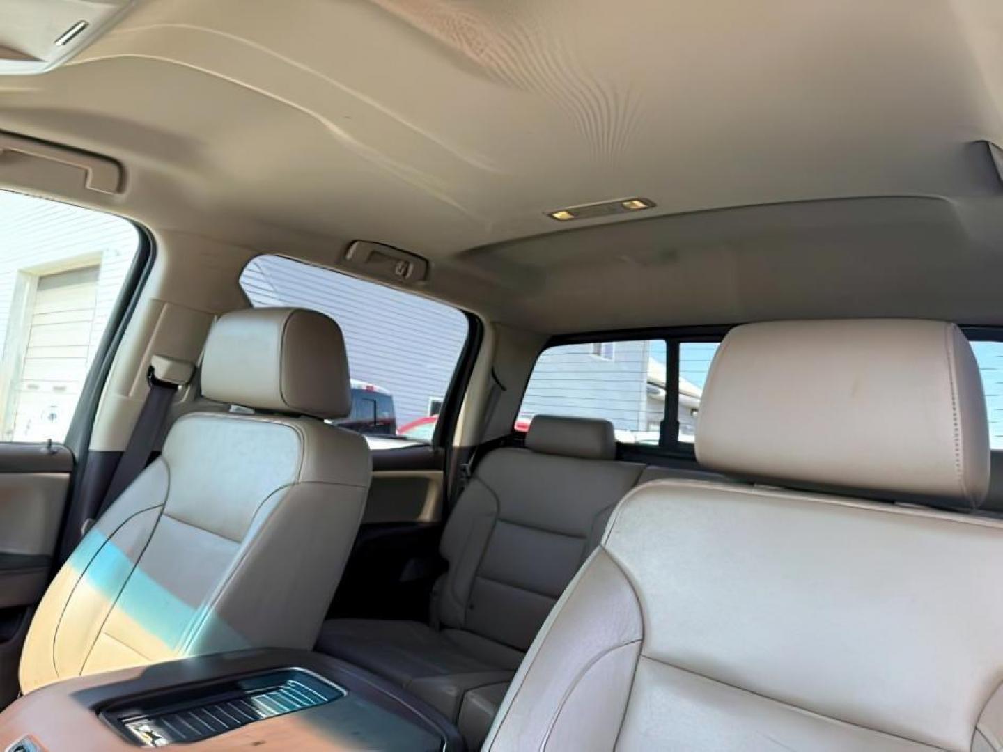 2018 BROWN /Cocoa/Dune Chevrolet Silverado 2500HD (1GC1KWEYXJF) with an 66 engine, Automatic transmission, located at 1175 N Woodruff Ave, Idaho Falls, ID, 83401, 43.506901, -111.999657 - Photo#15