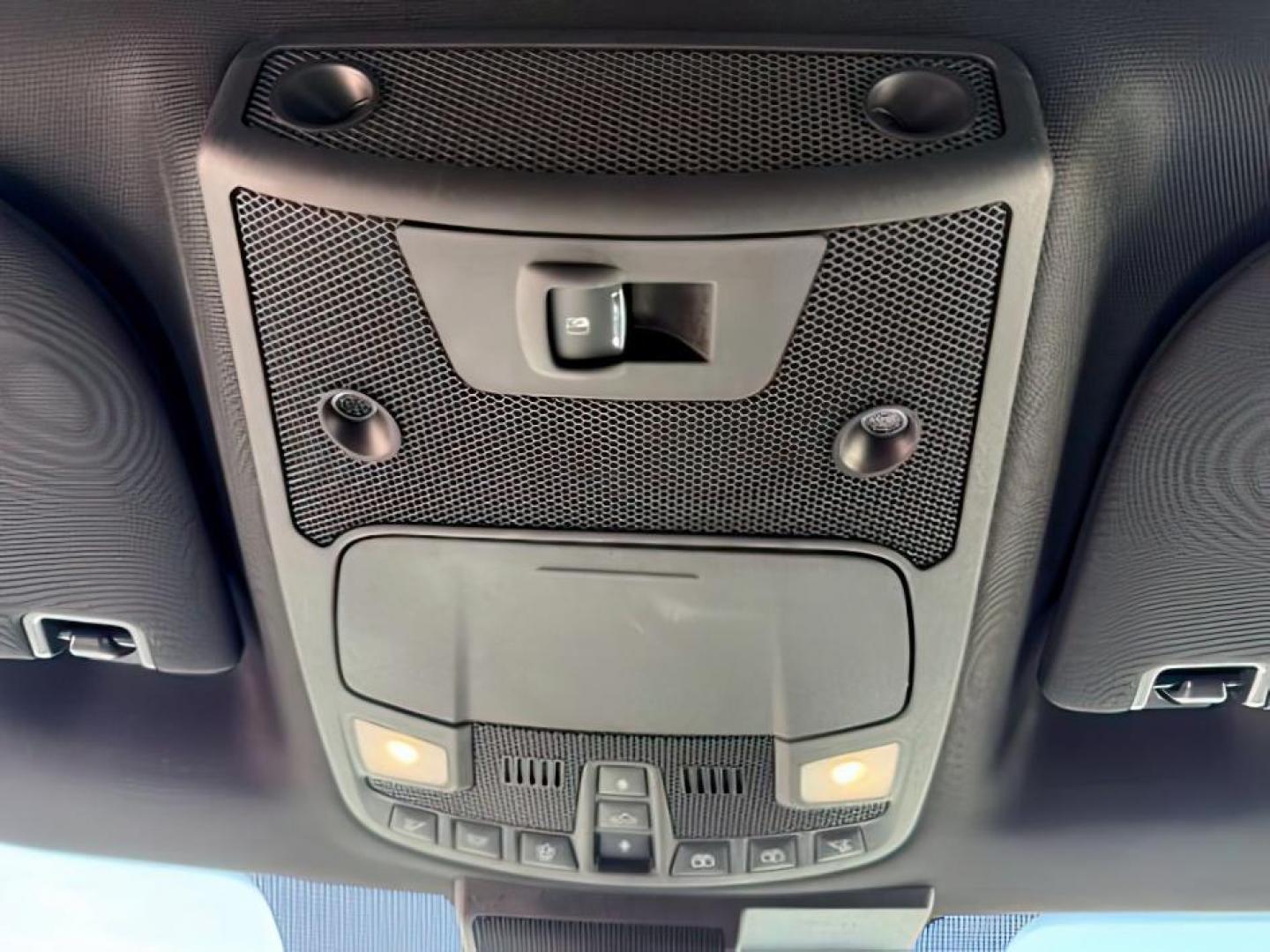 2020 Star White Metallic Tri-Coat /Black Ford F-150 (1FTFW1E48LF) with an EcoBoost 35L V-6 portdirect injection engine, Automatic transmission, located at 1175 N Woodruff Ave, Idaho Falls, ID, 83401, 43.506901, -111.999657 - At Timberline Auto, finding a great deal on your next vehicle is always easy! Our experienced sales staff's goal is to help find you the right vehicle at the right price! Our knowledgeable finance department has options for almost any credit score. We offer extended service contract options to prote - Photo#18
