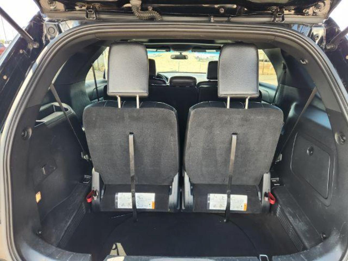 2018 Shadow Black /Ebony Black Ford Explorer (1FM5K8D80JG) with an 35 ECOBOOST engine, Automatic transmission, located at 1175 N Woodruff Ave, Idaho Falls, ID, 83401, 43.506901, -111.999657 - At Timberline Auto, finding a great deal on your next vehicle is always easy! Our experienced sales staff's goal is to help find you the right vehicle at the right price! Our knowledgeable finance department has options for almost any credit score. We offer extended service contract options to prote - Photo#40