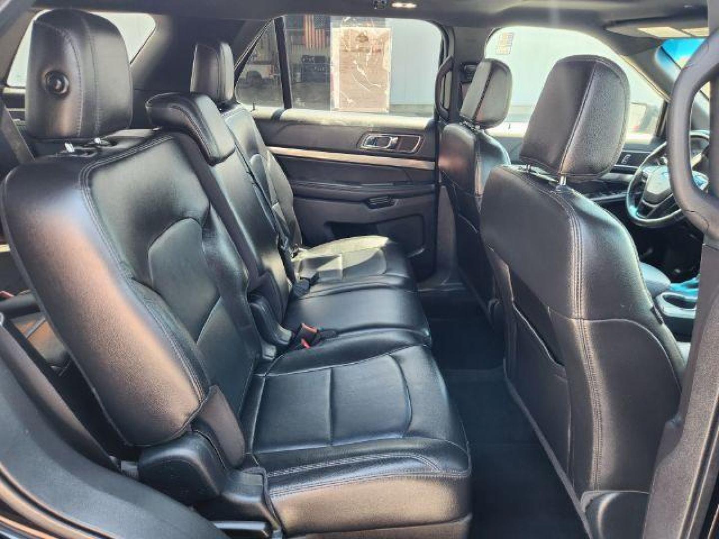 2018 Shadow Black /Ebony Black Ford Explorer (1FM5K8D80JG) with an 35 ECOBOOST engine, Automatic transmission, located at 1175 N Woodruff Ave, Idaho Falls, ID, 83401, 43.506901, -111.999657 - At Timberline Auto, finding a great deal on your next vehicle is always easy! Our experienced sales staff's goal is to help find you the right vehicle at the right price! Our knowledgeable finance department has options for almost any credit score. We offer extended service contract options to prote - Photo#42
