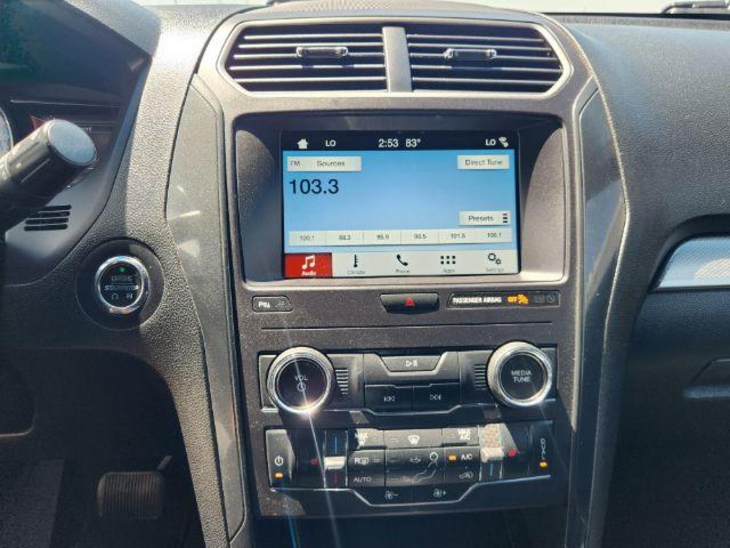 2018 Shadow Black /Ebony Black Ford Explorer (1FM5K8D80JG) with an 35 ECOBOOST engine, Automatic transmission, located at 1175 N Woodruff Ave, Idaho Falls, ID, 83401, 43.506901, -111.999657 - At Timberline Auto, finding a great deal on your next vehicle is always easy! Our experienced sales staff's goal is to help find you the right vehicle at the right price! Our knowledgeable finance department has options for almost any credit score. We offer extended service contract options to prote - Photo#49