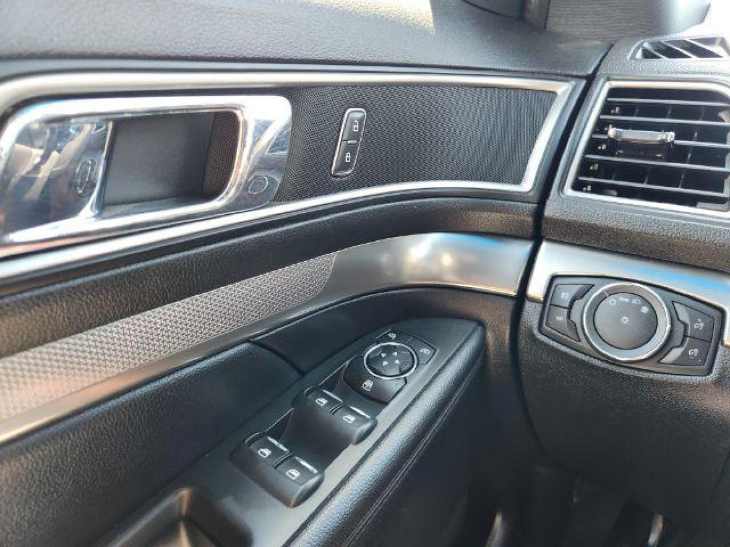 2018 Shadow Black /Ebony Black Ford Explorer (1FM5K8D80JG) with an 35 ECOBOOST engine, Automatic transmission, located at 1175 N Woodruff Ave, Idaho Falls, ID, 83401, 43.506901, -111.999657 - At Timberline Auto, finding a great deal on your next vehicle is always easy! Our experienced sales staff's goal is to help find you the right vehicle at the right price! Our knowledgeable finance department has options for almost any credit score. We offer extended service contract options to prote - Photo#53
