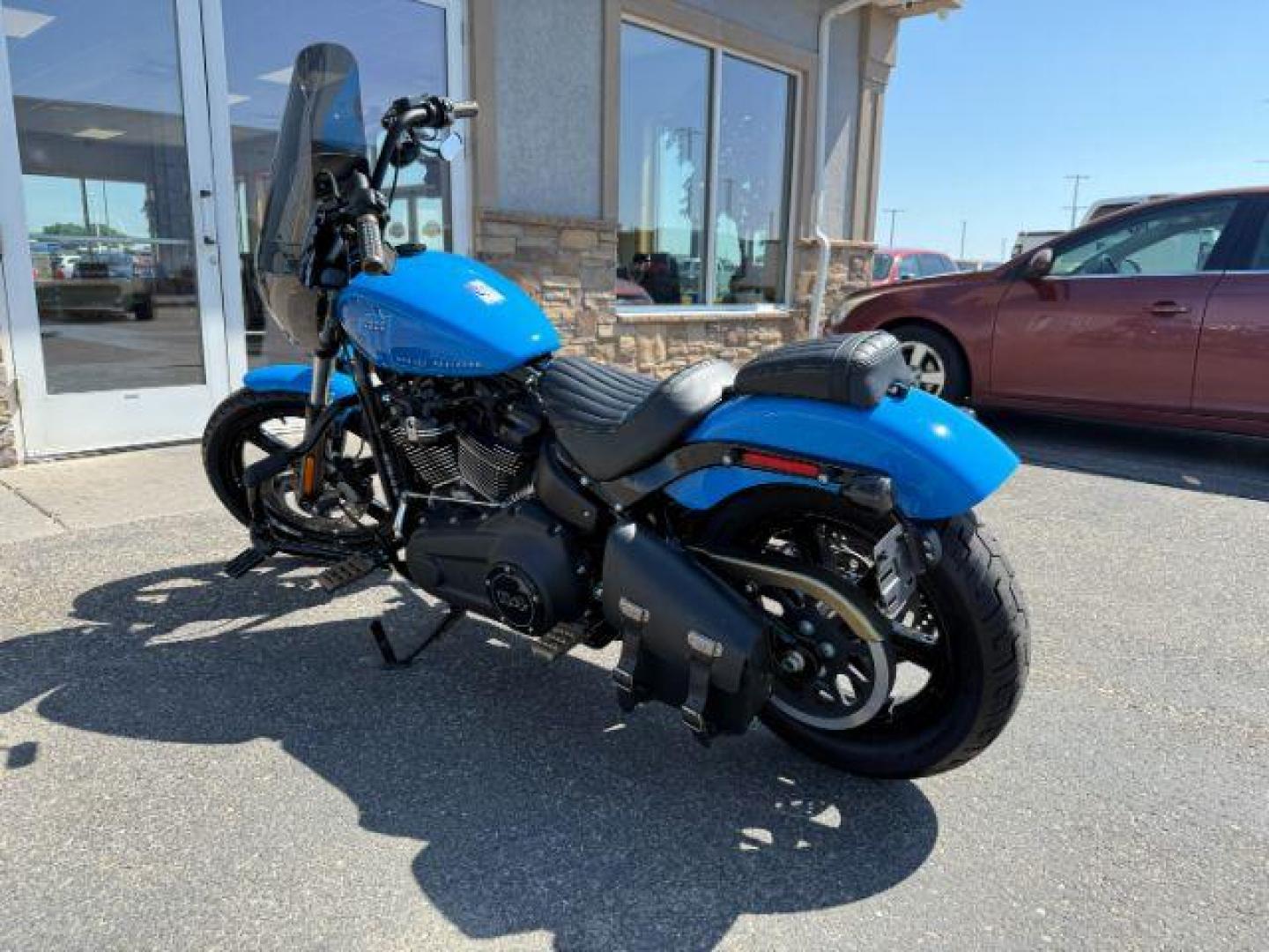 2022 BLUE Harley-Davidson FXBBS - (1HD1YYK12NB) , AUTOMATIC transmission, located at 1235 N Woodruff Ave., Idaho Falls, 83401, (208) 523-1053, 43.507172, -112.000488 - At Timberline Auto, finding a great deal on your next vehicle is always easy! Our experienced sales staff's goal is to help find you the right vehicle at the right price! Our knowledgeable finance department has options for almost any credit score. We offer extended service contract options to prote - Photo#3