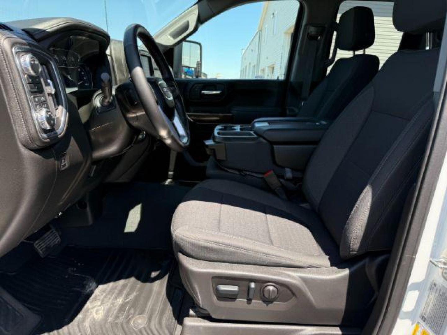 2023 WHITE /CLOTH GMC Sierra 2500HD SLE (1GT59ME77PF) with an 6.6 engine, AUTOMATIC transmission, located at 1235 N Woodruff Ave., Idaho Falls, 83401, (208) 523-1053, 43.507172, -112.000488 - At Timberline Auto, finding a great deal on your next vehicle is always easy! Our experienced sales staff's goal is to help find you the right vehicle at the right price! Our knowledgeable finance department has options for almost any credit score. We offer extended service contract options to prote - Photo#36