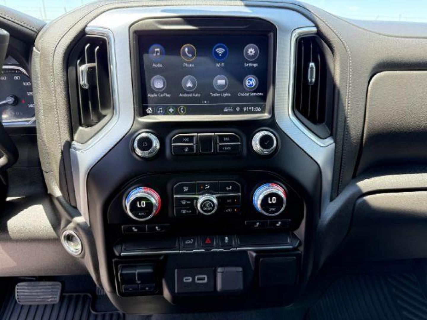 2023 WHITE /CLOTH GMC Sierra 2500HD SLE (1GT59ME77PF) with an 6.6 engine, AUTOMATIC transmission, located at 1235 N Woodruff Ave., Idaho Falls, 83401, (208) 523-1053, 43.507172, -112.000488 - At Timberline Auto, finding a great deal on your next vehicle is always easy! Our experienced sales staff's goal is to help find you the right vehicle at the right price! Our knowledgeable finance department has options for almost any credit score. We offer extended service contract options to prote - Photo#39