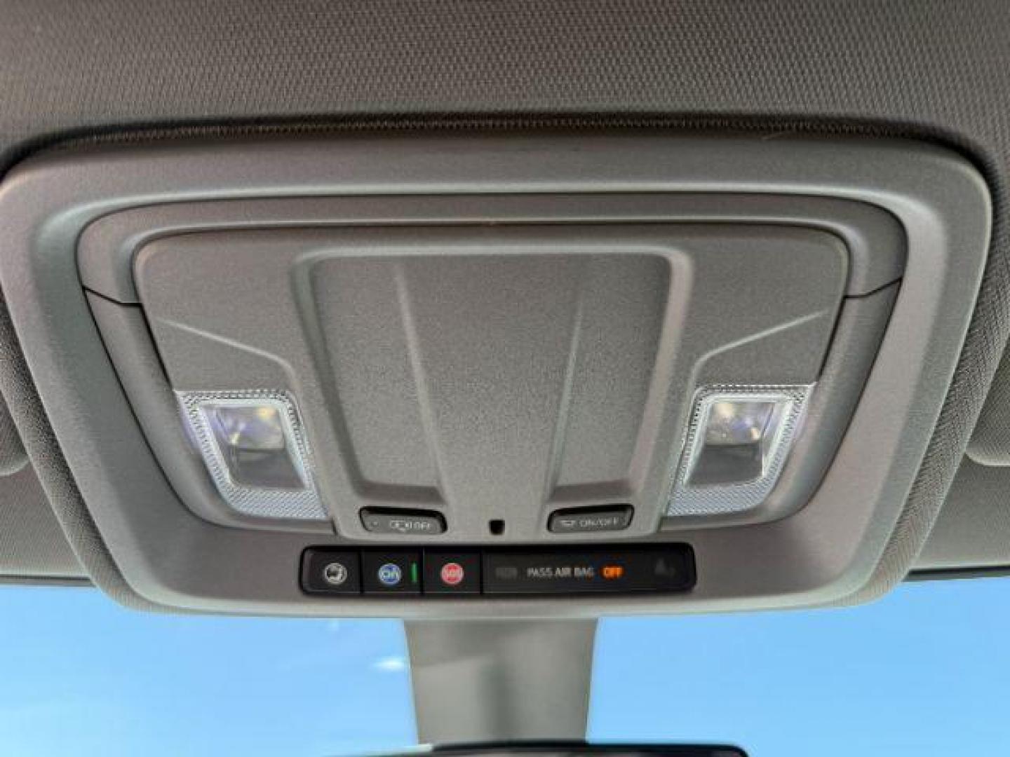 2023 WHITE /CLOTH GMC Sierra 2500HD SLE (1GT59ME77PF) with an 6.6 engine, AUTOMATIC transmission, located at 1235 N Woodruff Ave., Idaho Falls, 83401, (208) 523-1053, 43.507172, -112.000488 - At Timberline Auto, finding a great deal on your next vehicle is always easy! Our experienced sales staff's goal is to help find you the right vehicle at the right price! Our knowledgeable finance department has options for almost any credit score. We offer extended service contract options to prote - Photo#40
