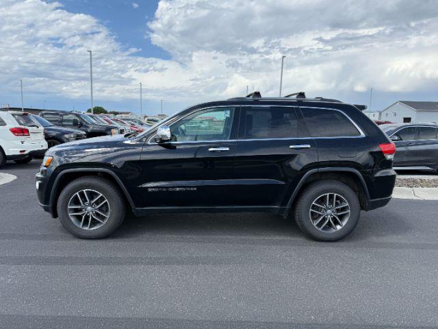 photo of 2017 Jeep Grand Cherokee Limited 4x4