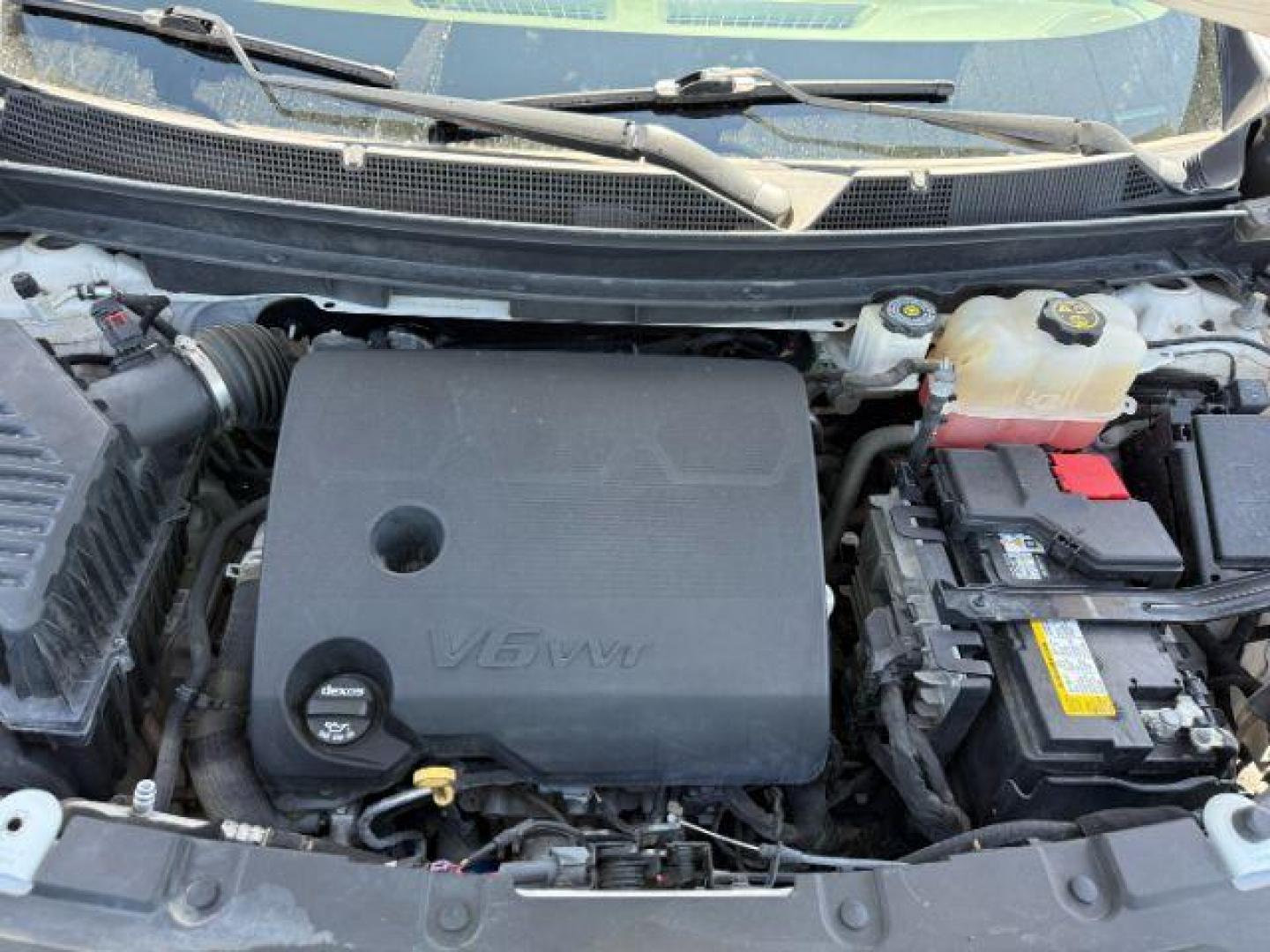 2018 Summit White /Dark Atmosphere/Medium Ash Gray Chevrolet Traverse (1GNEVHKW7JJ) with an 36L V-6 gasoline direct injection engine, Automatic transmission, located at 1175 N Woodruff Ave, Idaho Falls, ID, 83401, 43.506901, -111.999657 - At Timberline Auto, finding a great deal on your next vehicle is always easy! Our experienced sales staff's goal is to help find you the right vehicle at the right price! Our knowledgeable finance department has options for almost any credit score. We offer extended service contract options to prote - Photo#49