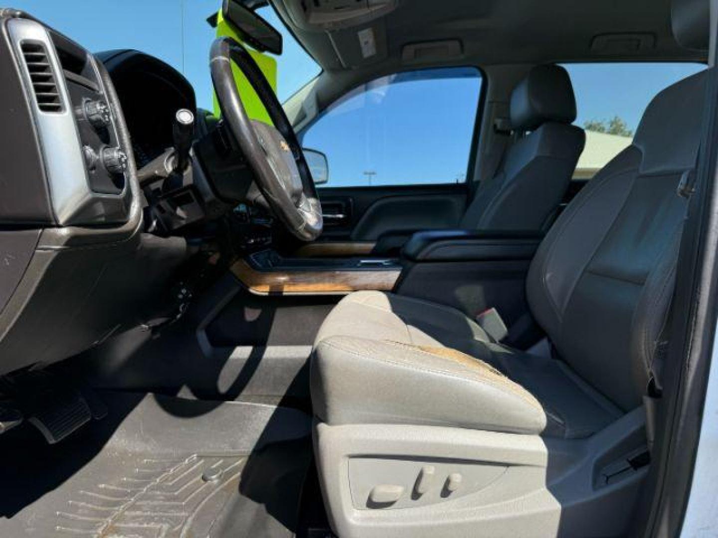 2014 White Diamond Tricoat /Jet Black Chevrolet Silverado 1500 (3GCUKSEC2EG) with an EcoTec3 53L V-8 gasoline direct injection engine, Automatic transmission, located at 1175 N Woodruff Ave, Idaho Falls, ID, 83401, 43.506901, -111.999657 - At Timberline Auto, finding a great deal on your next vehicle is always easy! Our experienced sales staff's goal is to help find you the right vehicle at the right price! Our knowledgeable finance department has options for almost any credit score. We offer extended service contract options to prote - Photo#32