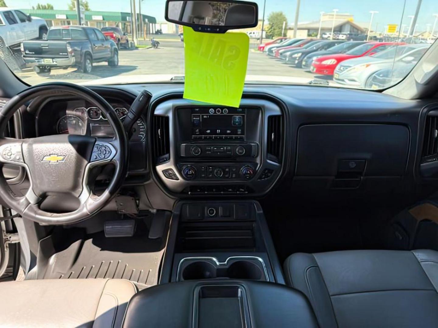 2014 White Diamond Tricoat /Jet Black Chevrolet Silverado 1500 (3GCUKSEC2EG) with an EcoTec3 53L V-8 gasoline direct injection engine, Automatic transmission, located at 1175 N Woodruff Ave, Idaho Falls, ID, 83401, 43.506901, -111.999657 - At Timberline Auto, finding a great deal on your next vehicle is always easy! Our experienced sales staff's goal is to help find you the right vehicle at the right price! Our knowledgeable finance department has options for almost any credit score. We offer extended service contract options to prote - Photo#18