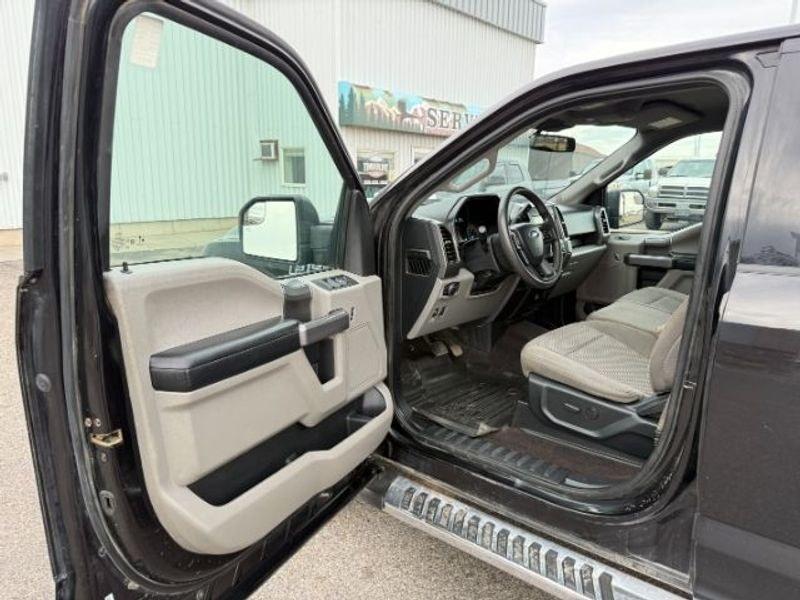 2020 Agate Black Metallic /Medium Light Camel Ford F-150 XLT (1FTEW1E51LK) with an V8, 5.0L engine, AUTOMATIC transmission, located at 1175 N Woodruff Ave, Idaho Falls, ID, 83401, 43.506901, -111.999657 - <b>Vehicle Details</b><br>Looking for a capable full-size pickup with proven power and premium comfort? This pre-owned 2020 Ford F-150 XLT 4WD is ready for your next job, road trip, or weekend adventure in Idaho Falls, ID. Powered by a V8, 5.0L Gasoline/E85 engine, this Ford F-150 delivers strong pe- Photo#10