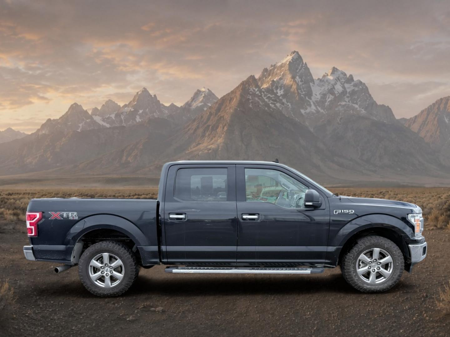 2020 Agate Black Metallic /Medium Light Camel Ford F-150 XLT (1FTEW1E51LK) with an V8, 5.0L engine, AUTOMATIC transmission, located at 1175 N Woodruff Ave, Idaho Falls, ID, 83401, 43.506901, -111.999657 - <b>Vehicle Details</b><br>Looking for a capable full-size pickup with proven power and premium comfort? This pre-owned 2020 Ford F-150 XLT 4WD is ready for your next job, road trip, or weekend adventure in Idaho Falls, ID. Powered by a V8, 5.0L Gasoline/E85 engine, this Ford F-150 delivers strong pe- Photo#5
