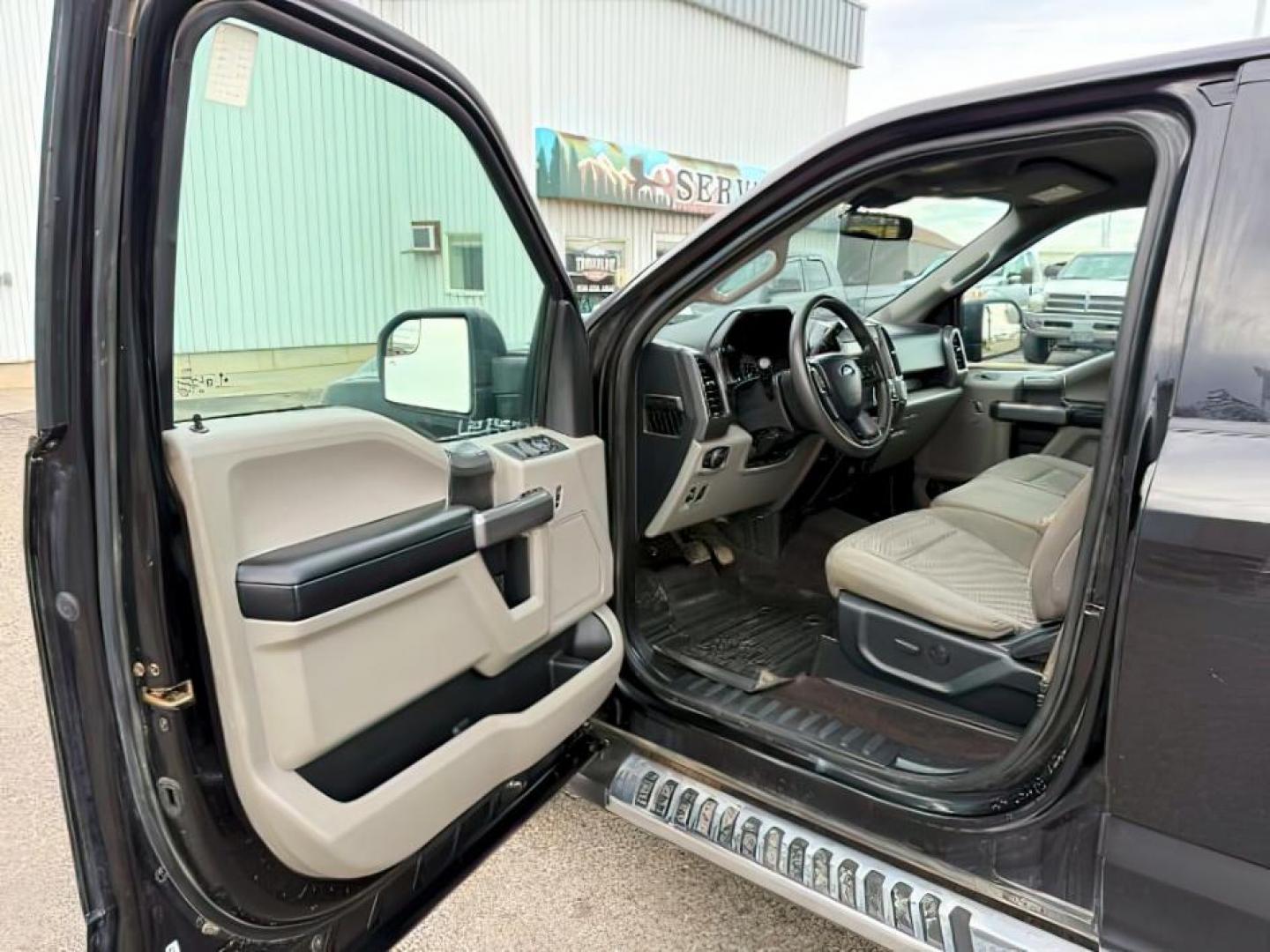 2020 Agate Black Metallic /Medium Earth Gray Ford F-150 (1FTEW1E51LK) with an 5L V-8 portdirect injection engine, Automatic transmission, located at 1175 N Woodruff Ave, Idaho Falls, ID, 83401, 43.506901, -111.999657 - At Timberline Auto, finding a great deal on your next vehicle is always easy! Our experienced sales staff's goal is to help find you the right vehicle at the right price! Our knowledgeable finance department has options for almost any credit score. We offer extended service contract options to prote - Photo#10