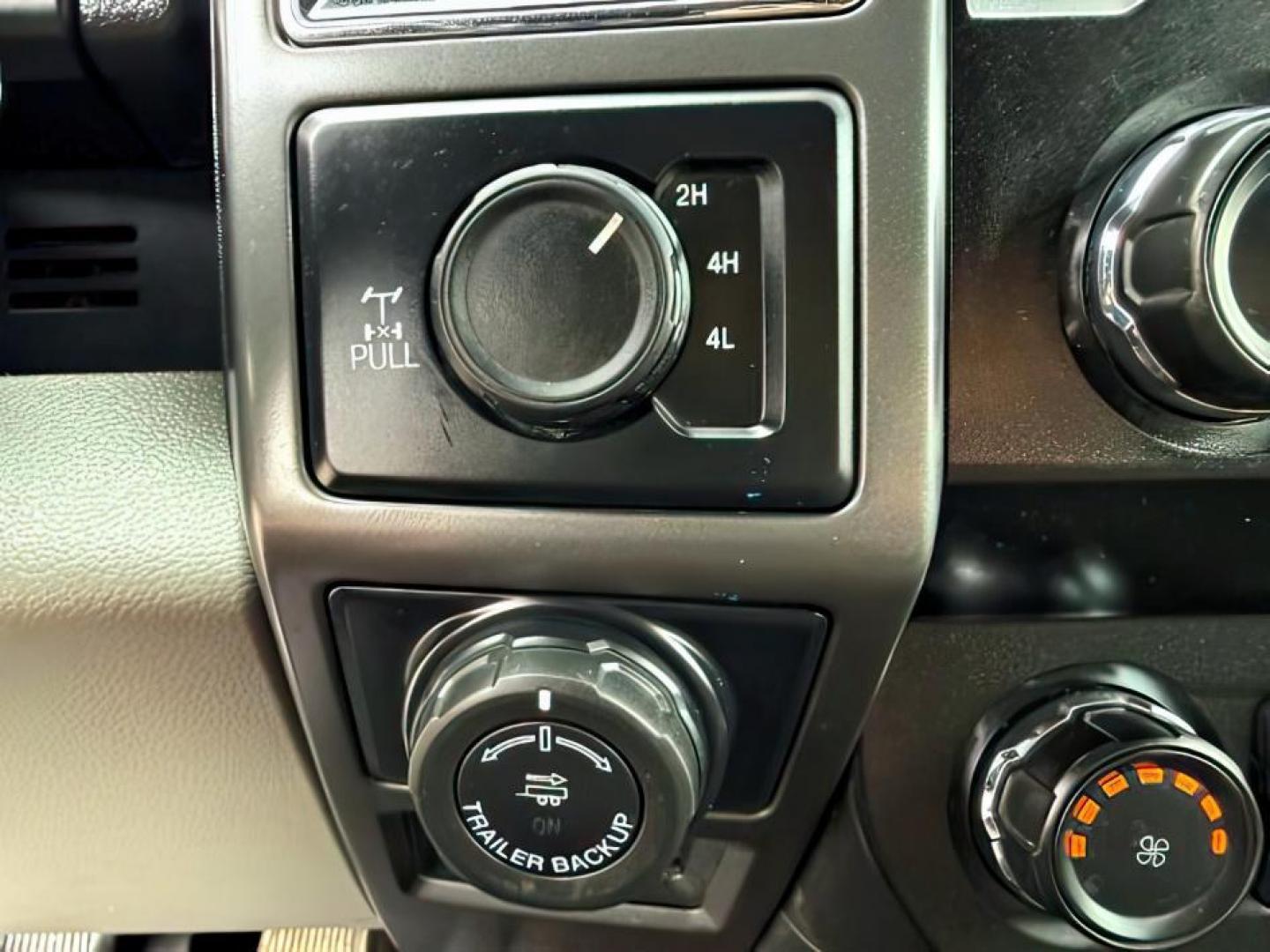 2020 Agate Black Metallic /Medium Earth Gray Ford F-150 (1FTEW1E51LK) with an 5L V-8 portdirect injection engine, Automatic transmission, located at 1175 N Woodruff Ave, Idaho Falls, ID, 83401, 43.506901, -111.999657 - At Timberline Auto, finding a great deal on your next vehicle is always easy! Our experienced sales staff's goal is to help find you the right vehicle at the right price! Our knowledgeable finance department has options for almost any credit score. We offer extended service contract options to prote - Photo#16