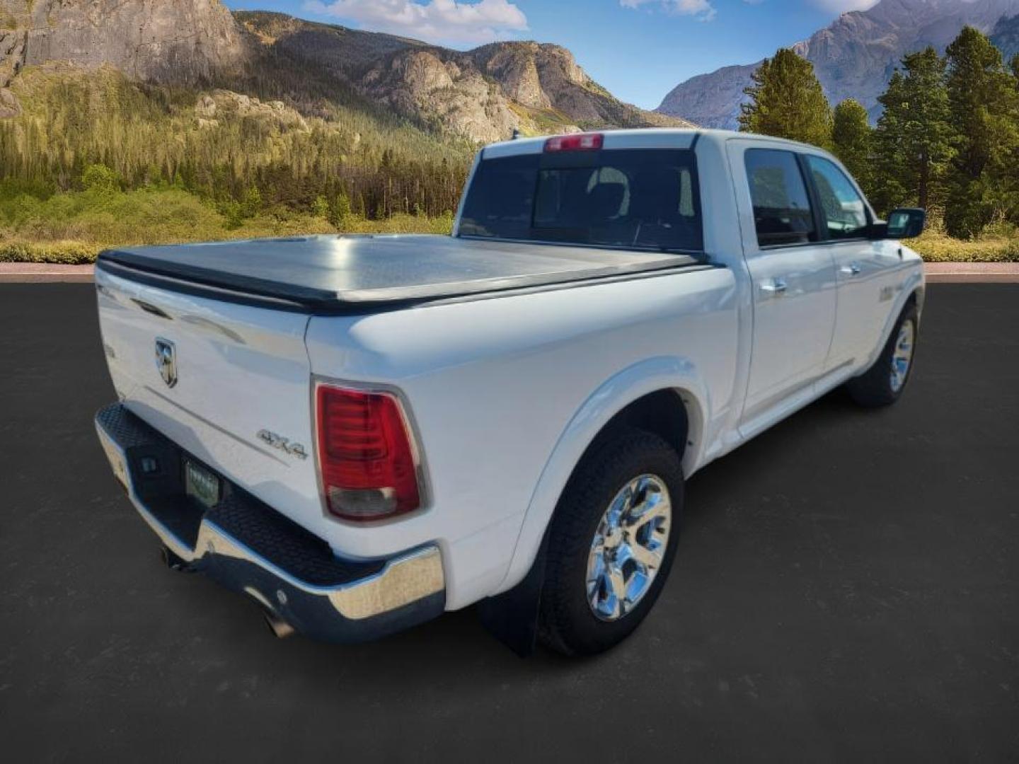 2018 Pearl White /Black Ram 1500 (1C6RR7NT1JS) with an HEMI 57L V-8 variable valve control engine, Automatic transmission, located at 1175 N Woodruff Ave, Idaho Falls, ID, 83401, 43.506901, -111.999657 - At Timberline Auto, finding a great deal on your next vehicle is always easy! Our experienced sales staff's goal is to help find you the right vehicle at the right price! Our knowledgeable finance department has options for almost any credit score. We offer extended service contract options to prote - Photo#5