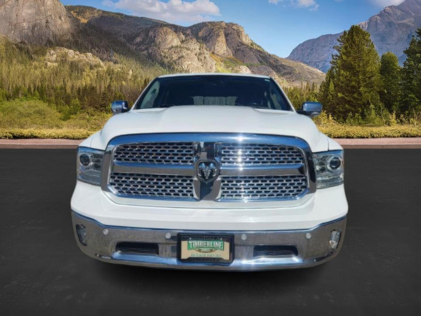 2018 Pearl White /Black Ram 1500 (1C6RR7NT1JS) with an HEMI 57L V-8 variable valve control engine, Automatic transmission, located at 1175 N Woodruff Ave, Idaho Falls, ID, 83401, 43.506901, -111.999657 - At Timberline Auto, finding a great deal on your next vehicle is always easy! Our experienced sales staff's goal is to help find you the right vehicle at the right price! Our knowledgeable finance department has options for almost any credit score. We offer extended service contract options to prote - Photo#8